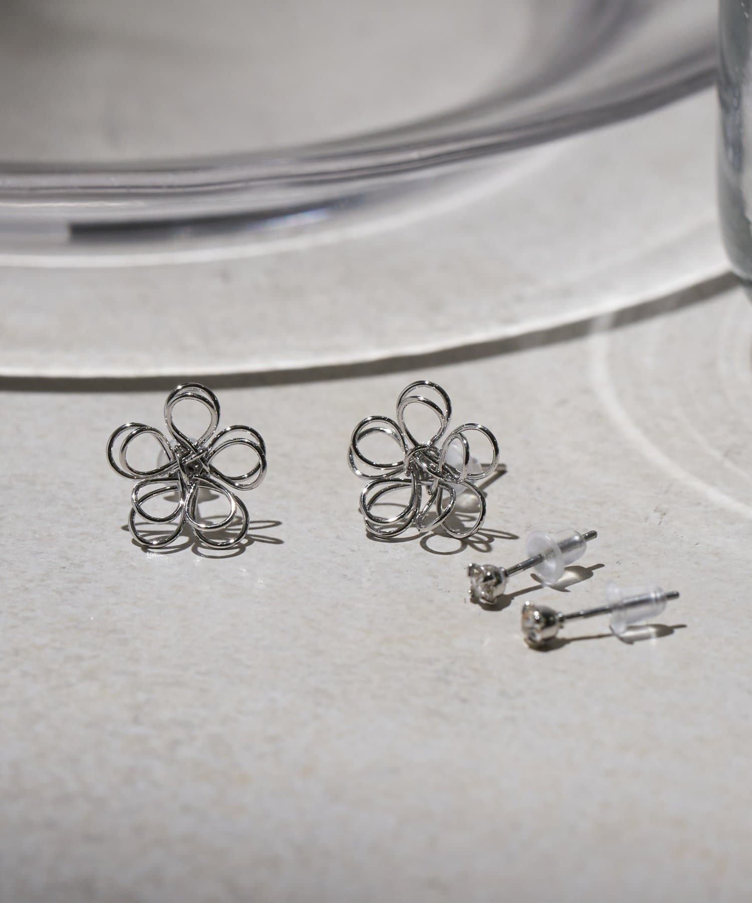 Lattice(ラティス) メタルフラワーピアスセット(4P)