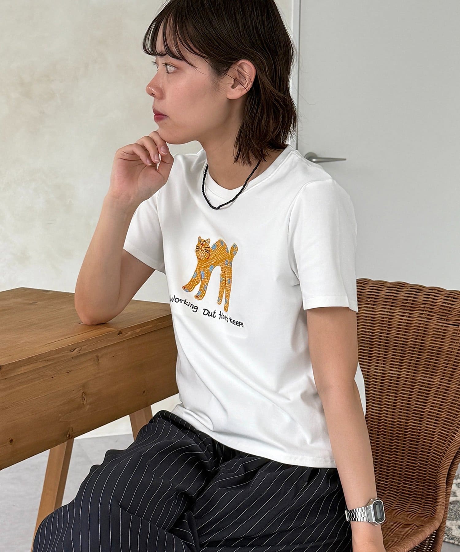 CPCM(シーピーシーエム) ネコ刺繍T