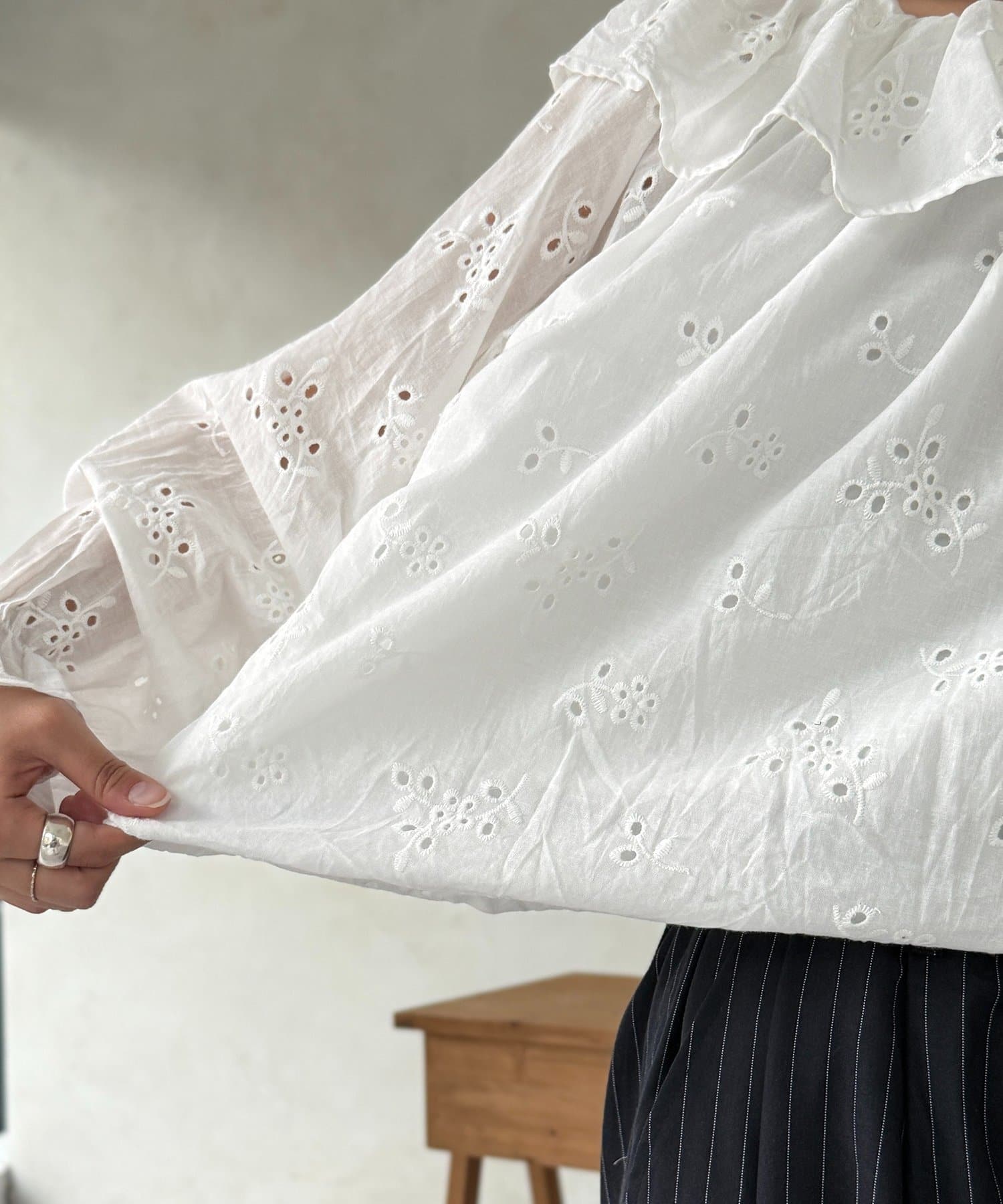 CPCM(シーピーシーエム) フリルバルーンブラウス