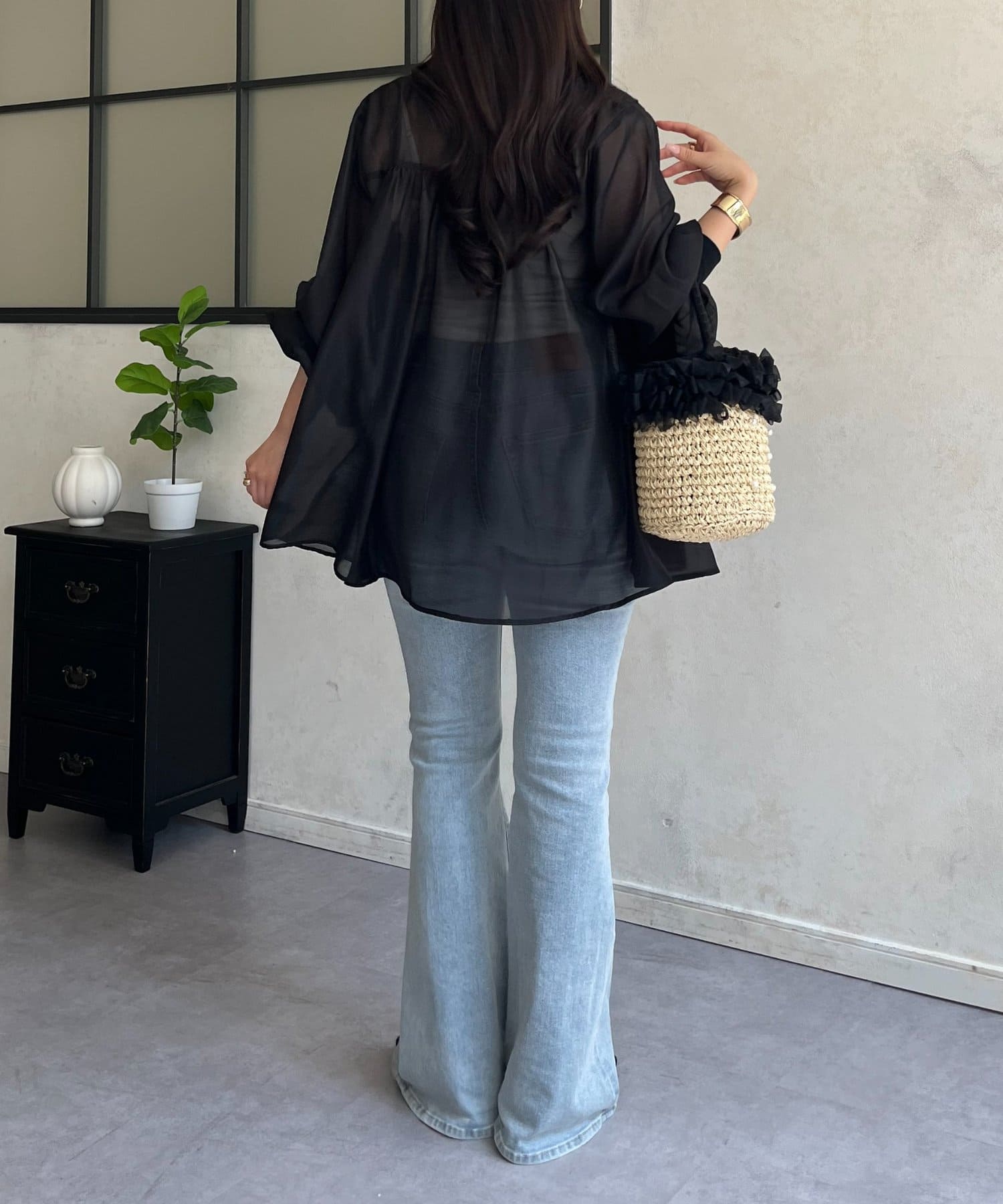 prose verse(プロズヴェール) パールボタン袖リブAラインシアーシャツ