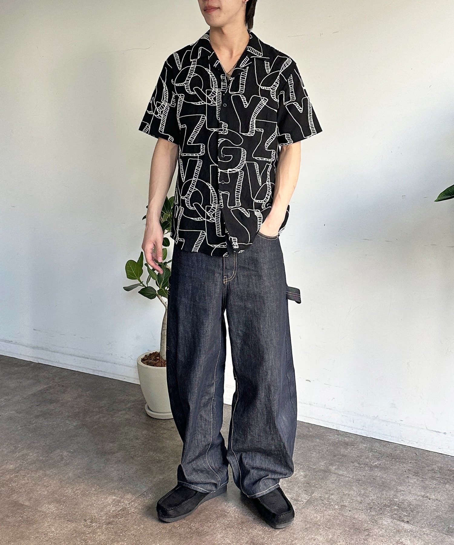 CPCM(シーピーシーエム) 総柄刺繍開襟シャツ