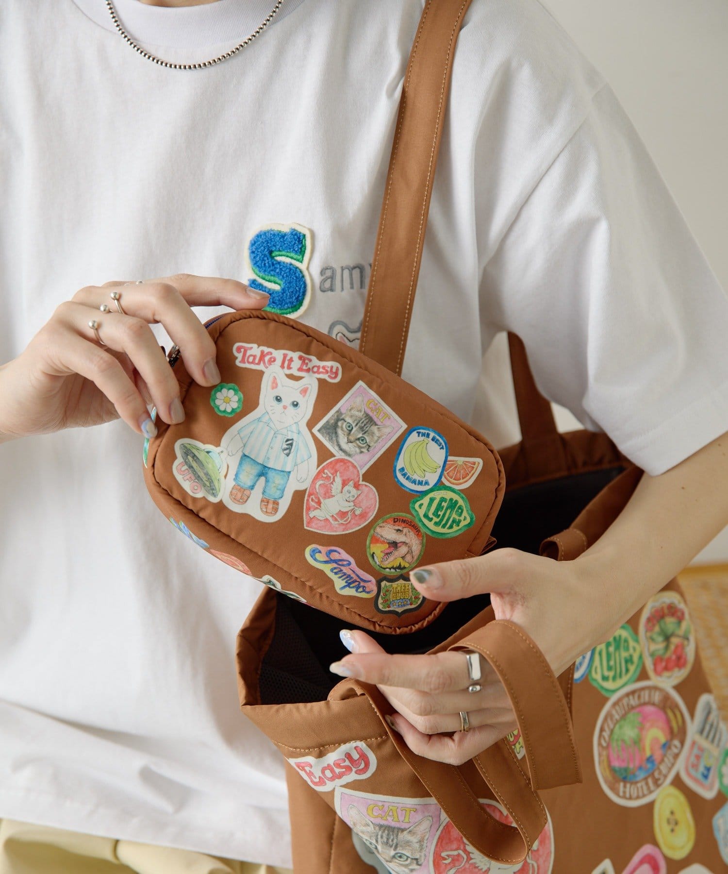 ear PAPILLONNER(イア パピヨネ) sampo×earコラボポーチ