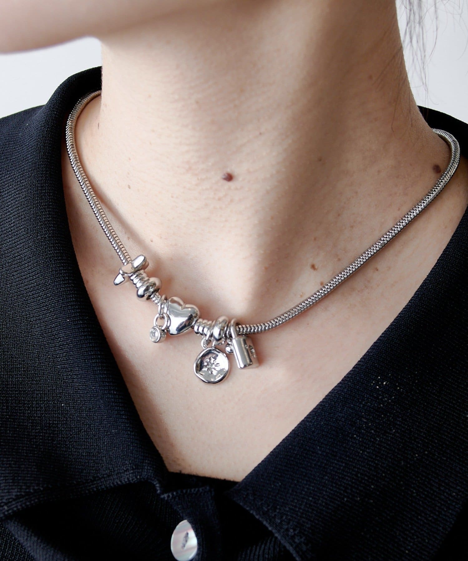 Lui's(ルイス) チャーム付きネックレス