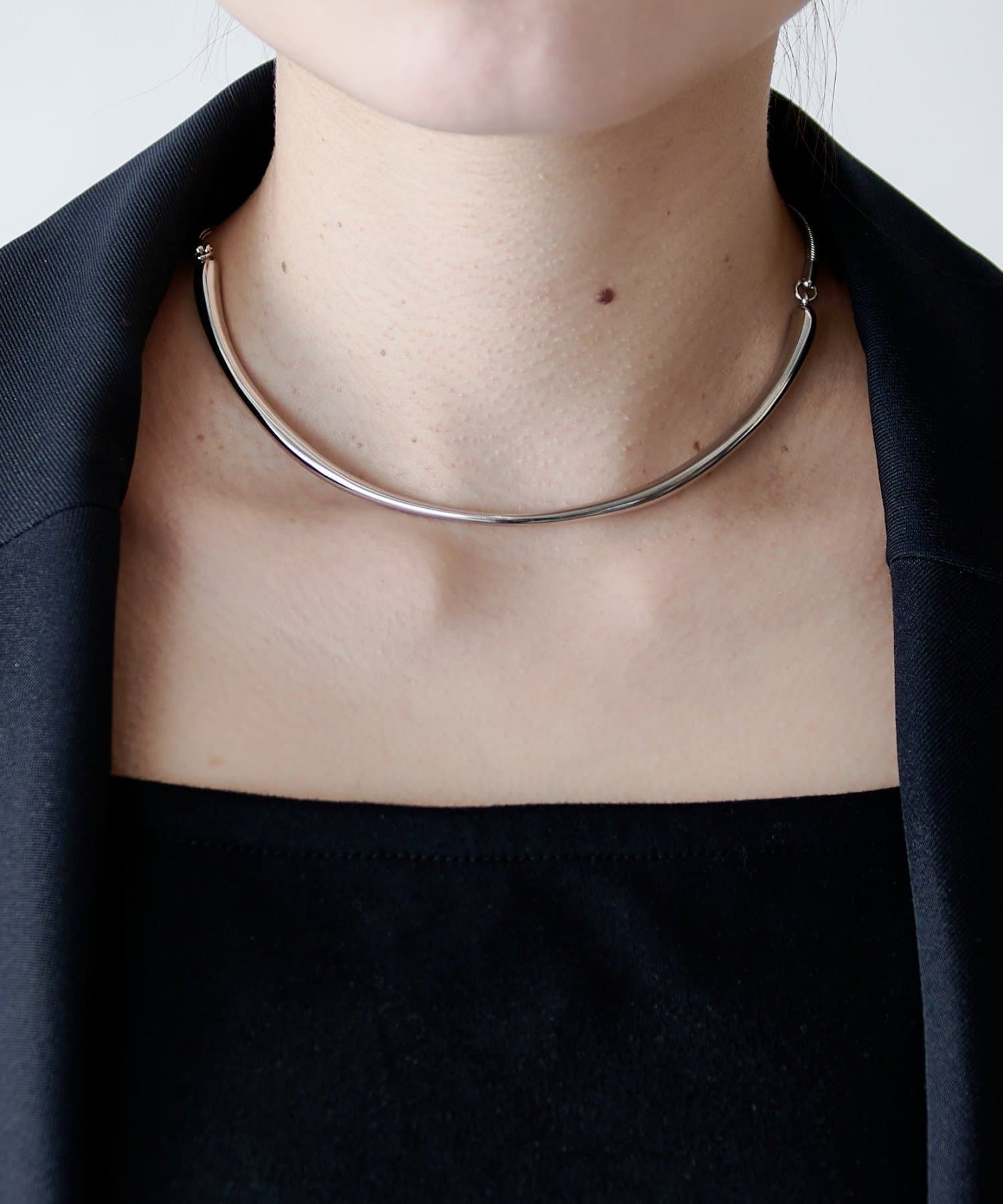 Lui's(ルイス) アーチラインスライドネックレス