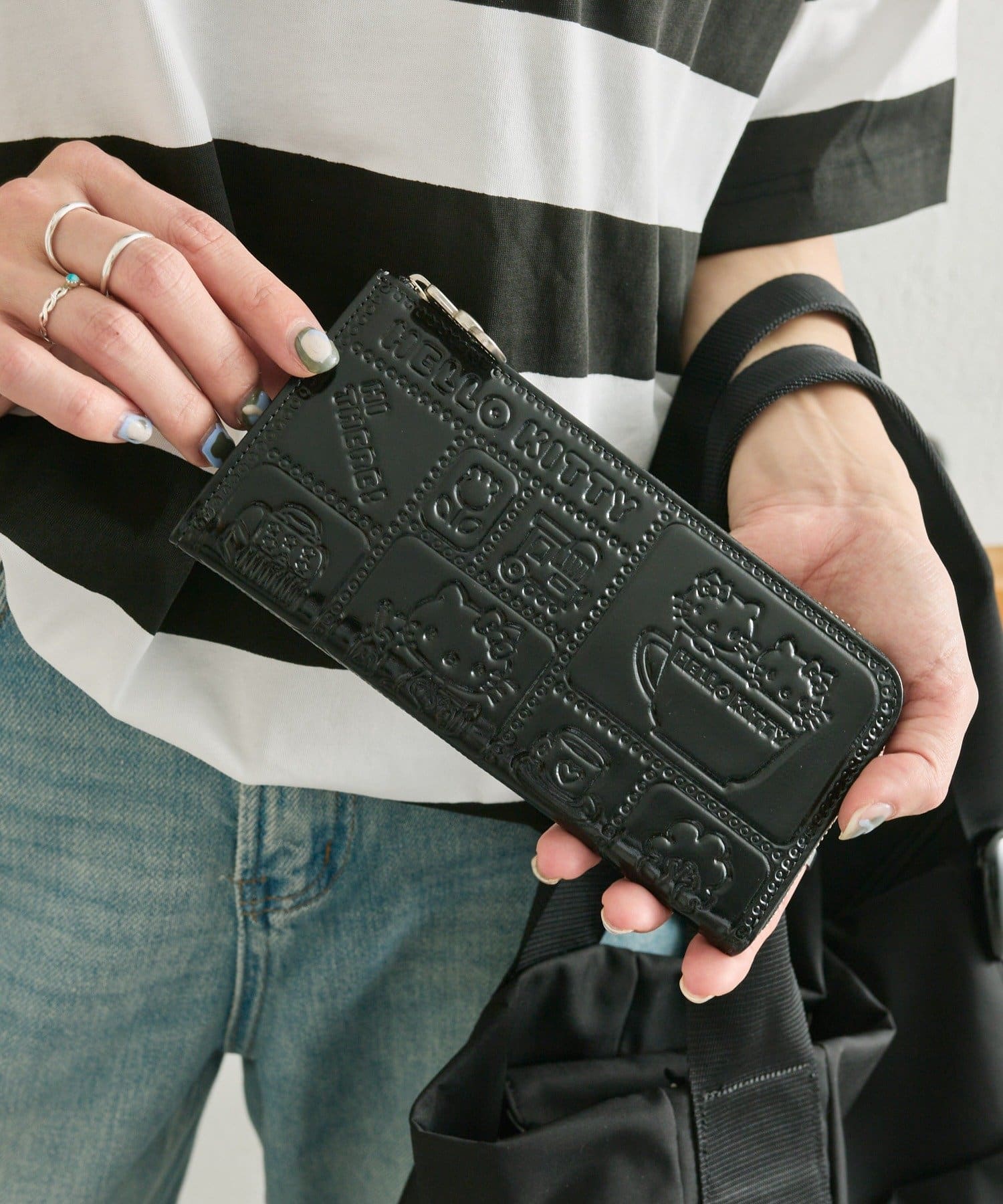 ear PAPILLONNER(イア パピヨネ) 【HELLO KITTY（ハローキティ）×ear】コラボロングウォレット/長財布《本革》