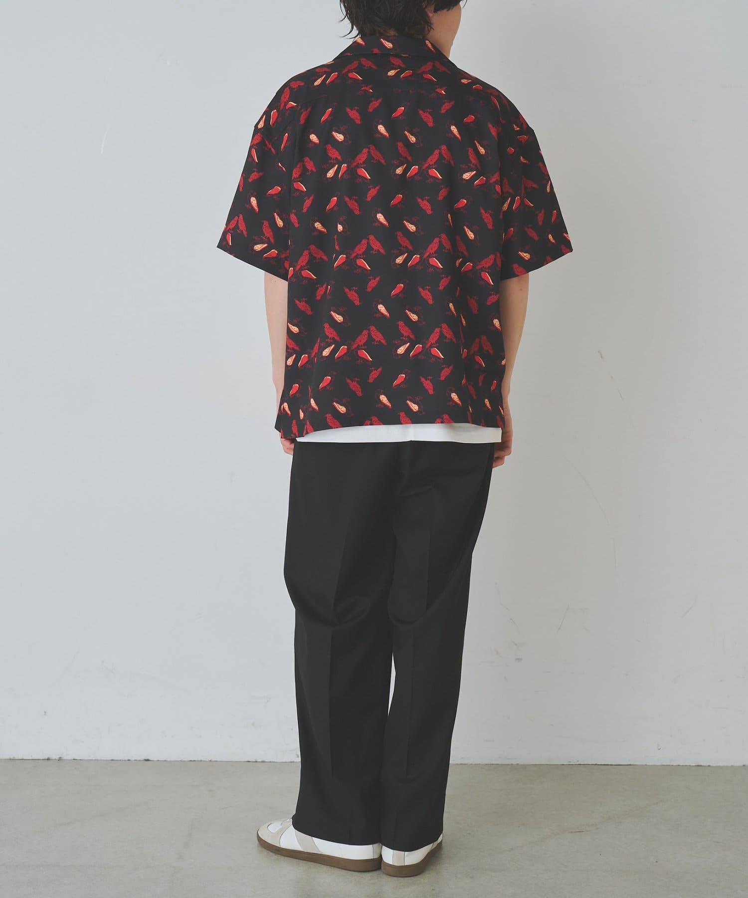 COLONY 2139(コロニー トゥーワンスリーナイン) バードプリントオープンカラー半袖シャツ