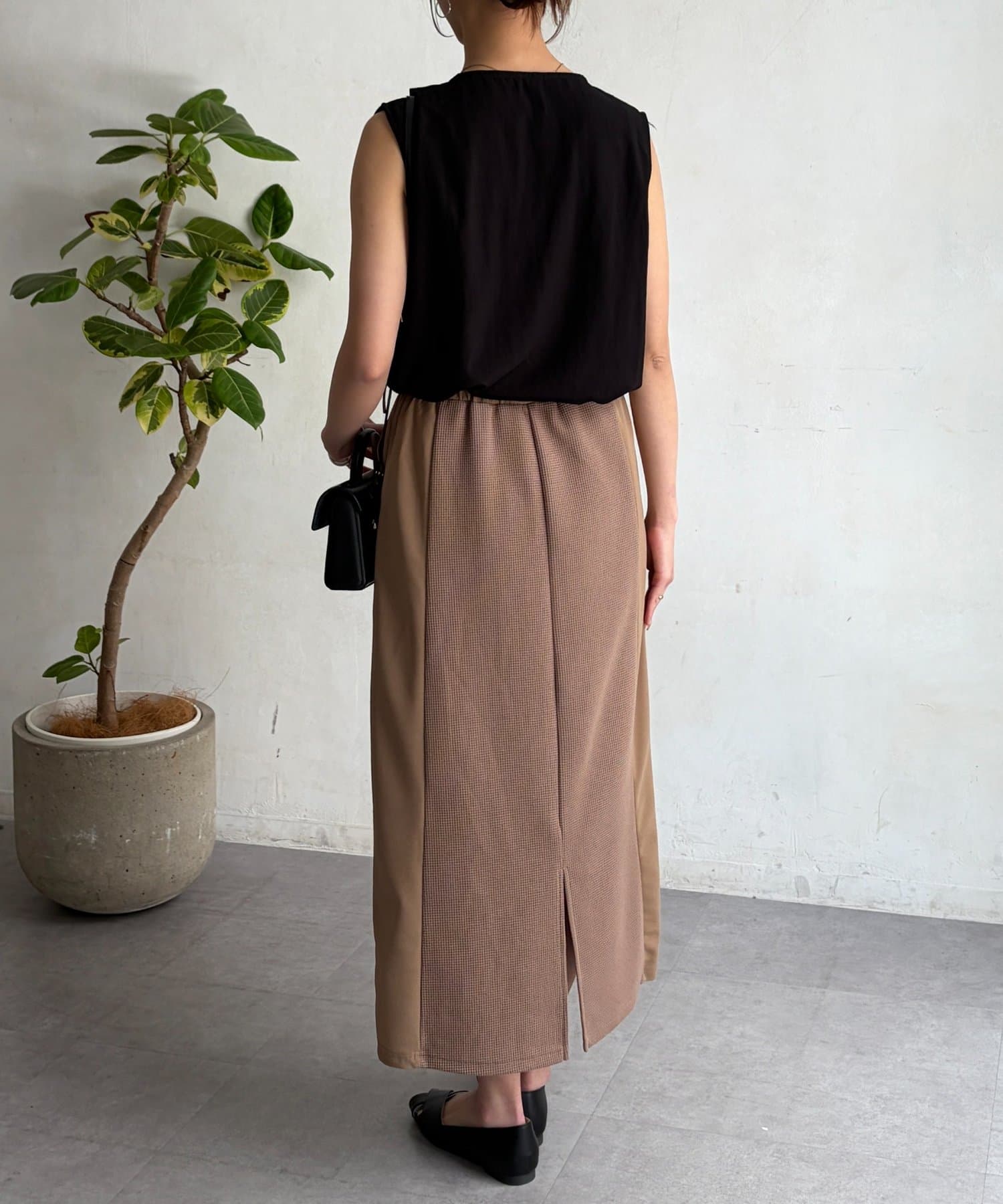 Chez toi(シェトワ) ノースリフリルブラウス