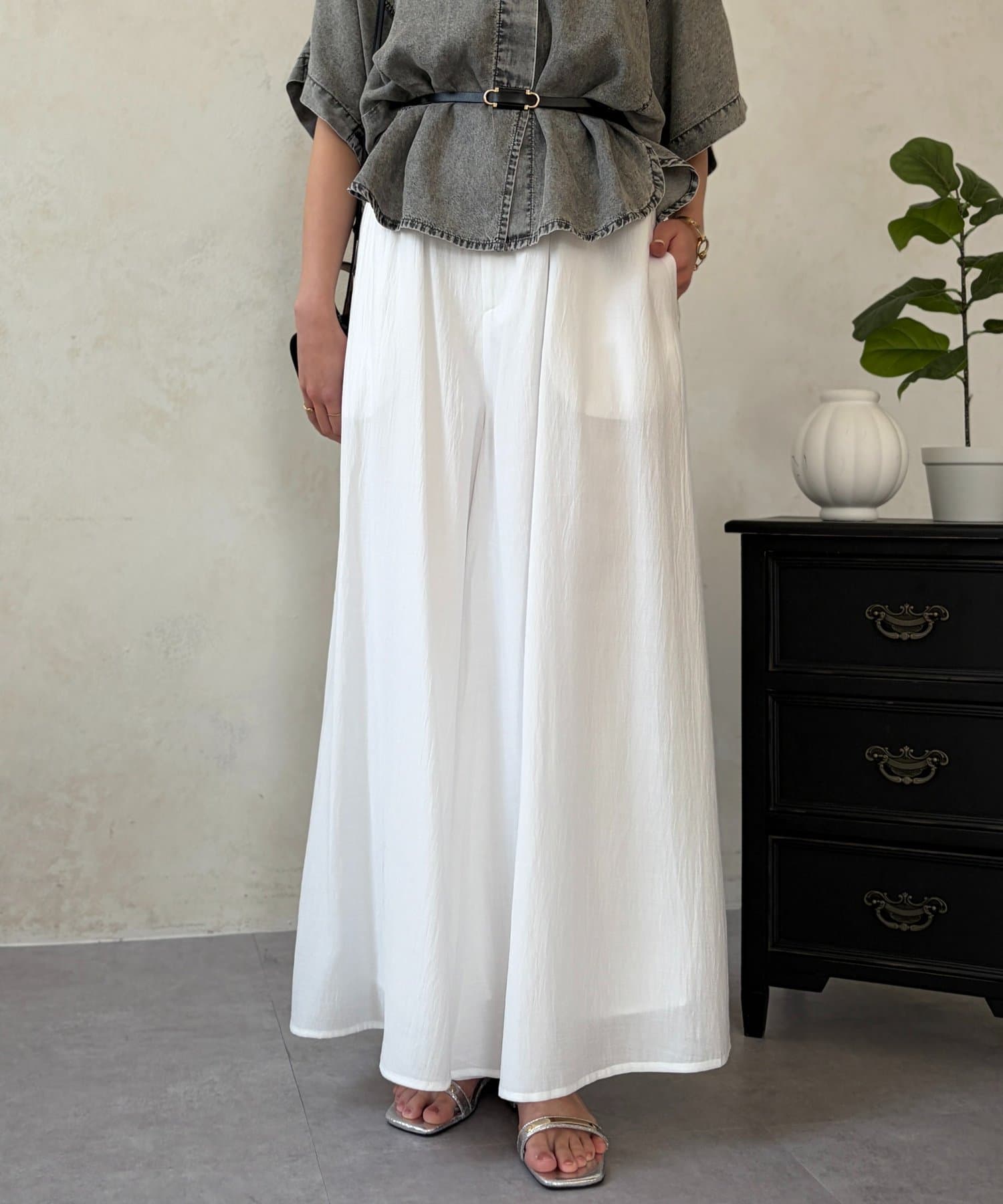 Chez toi(シェトワ) 落ち感フレアワイドパンツ