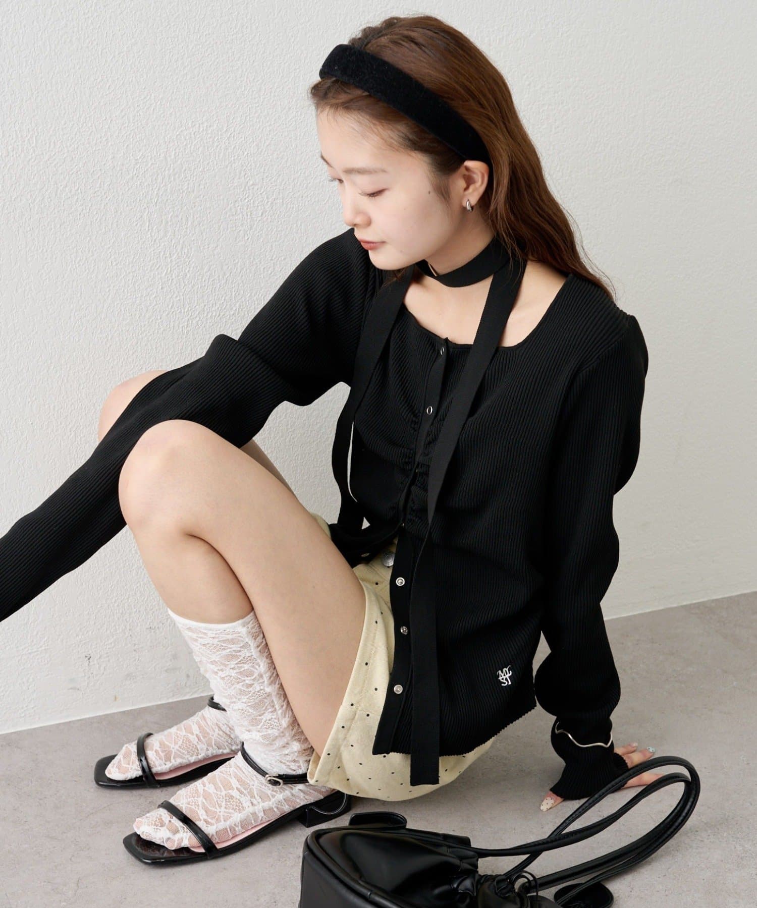 mystic(ミスティック) タイ付きスクエアネックカーディガン