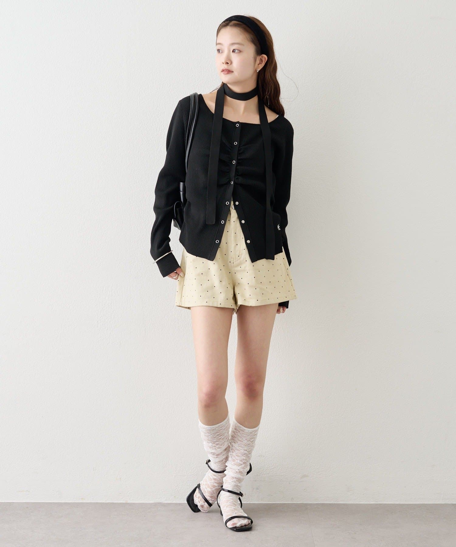 mystic(ミスティック) タイ付きスクエアネックカーディガン