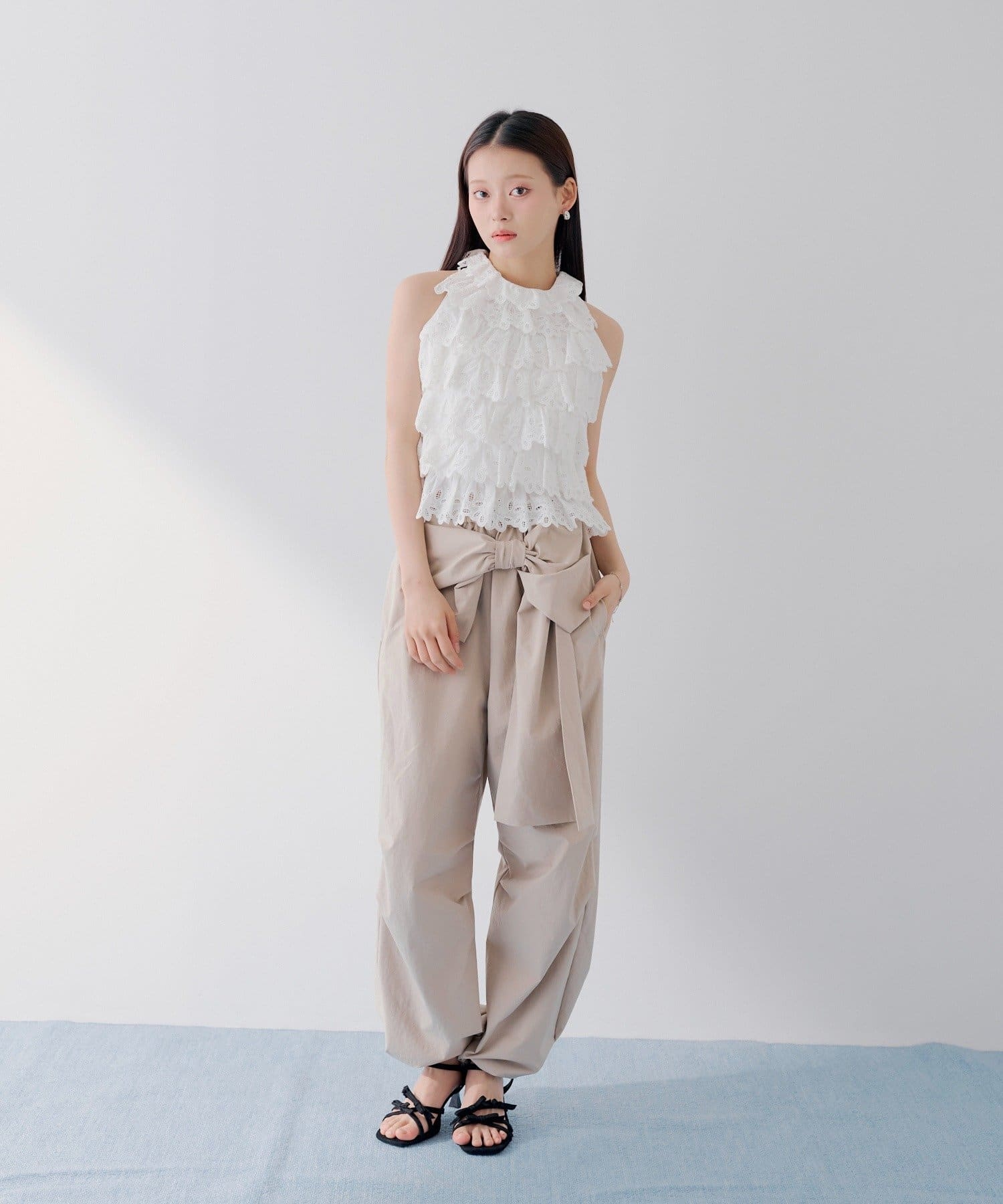 Chico(チコ) 【SALON by Chico】ランダムリボンミュールサンダル