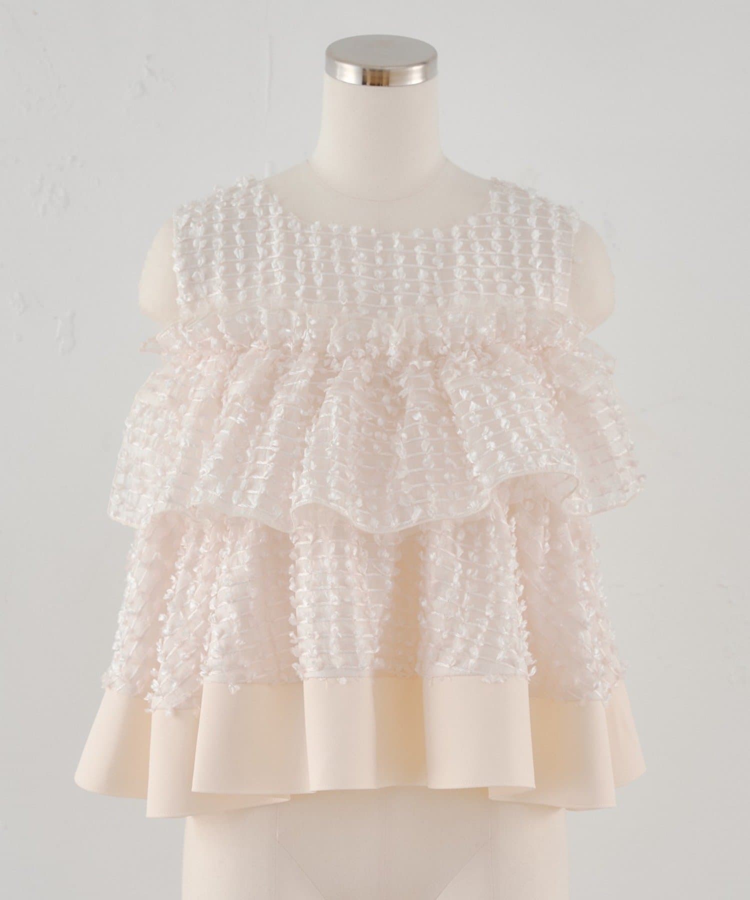 Chico(チコ) 4/9(木)0:00販売【SALON by Chico】ドビーレースティアードペプラムブラウス