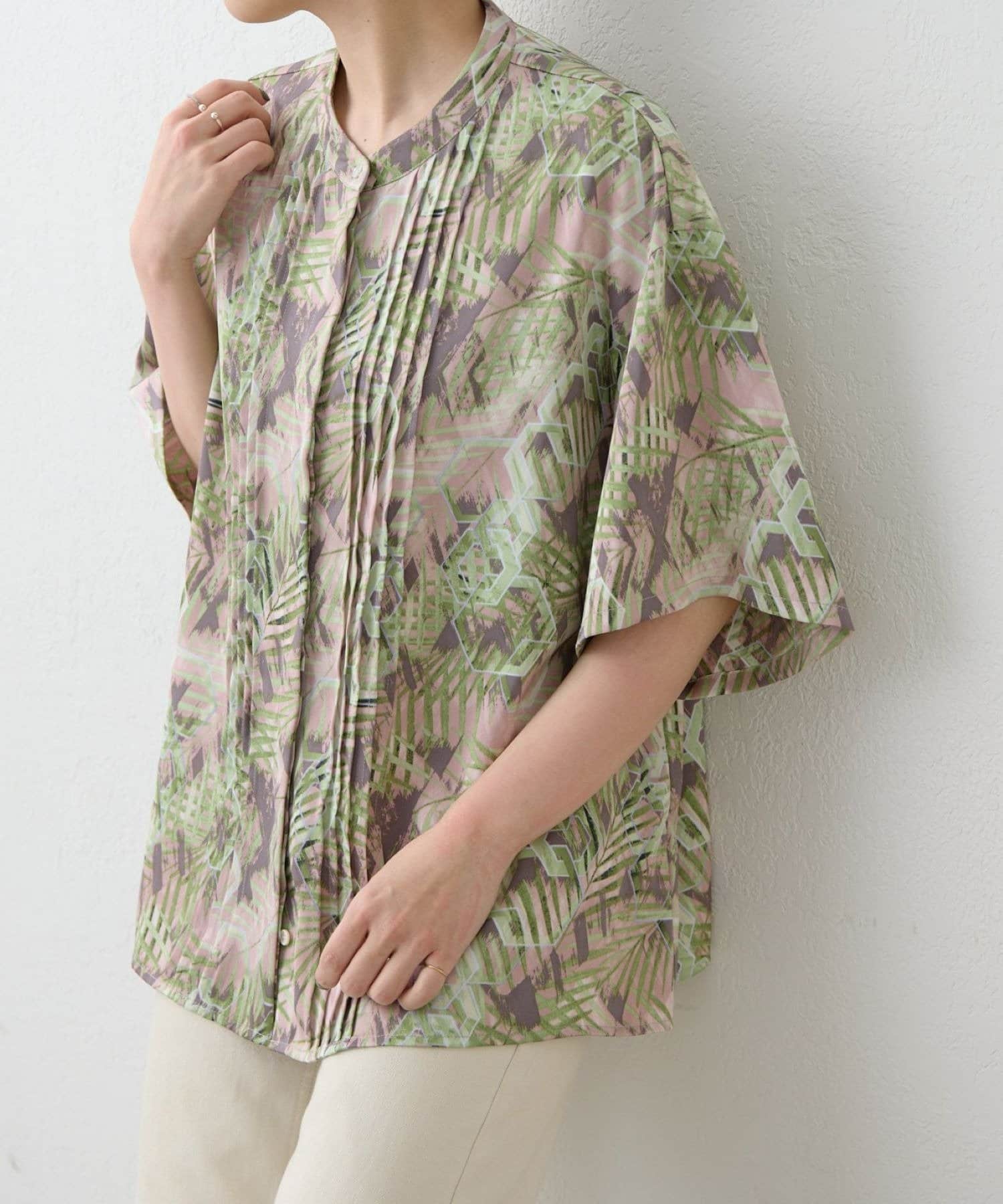 ear PAPILLONNER(イア パピヨネ) 《シワになりにくい/軽量》半袖柄ピンタックブラウス【SUM1 STYLE(スミスタイル)】