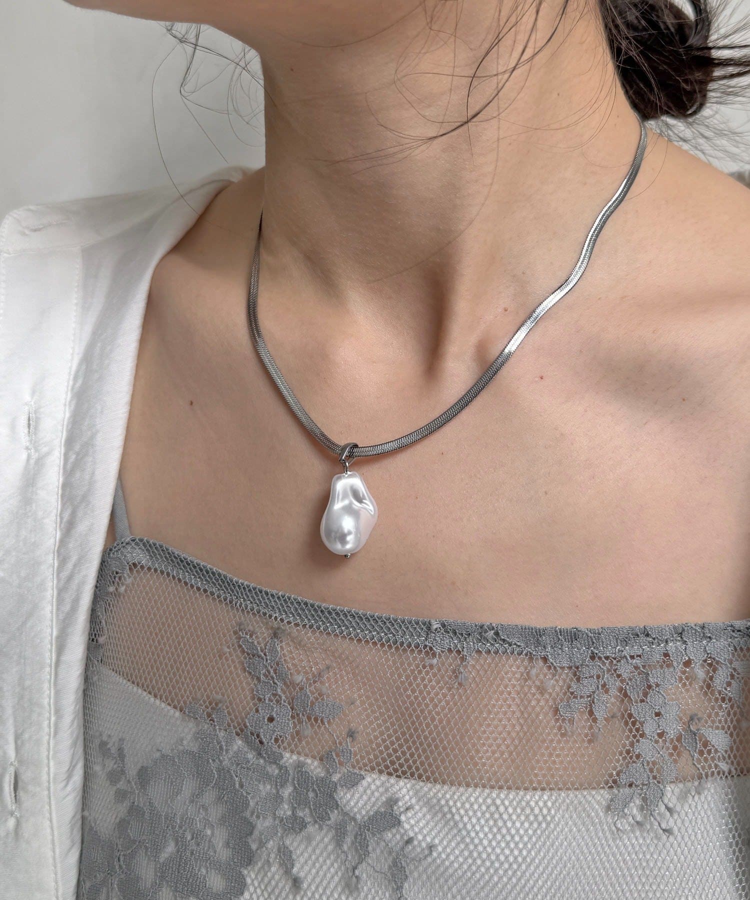 DOUDOU(ドゥドゥ) 変形1つパールネックレス