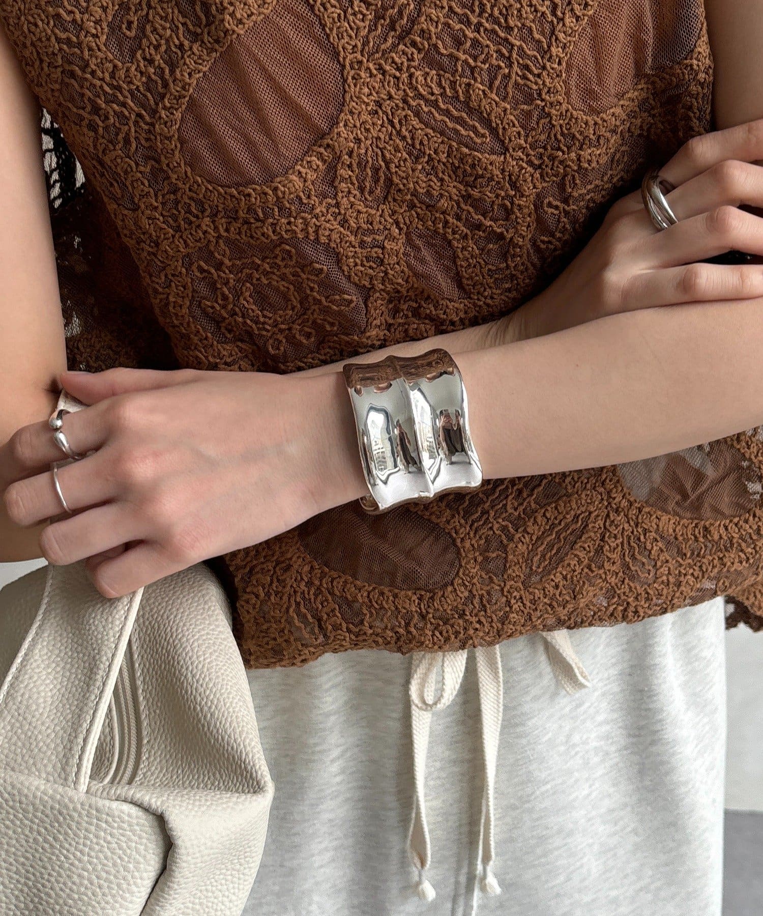 DOUDOU(ドゥドゥ) ワイドバングル