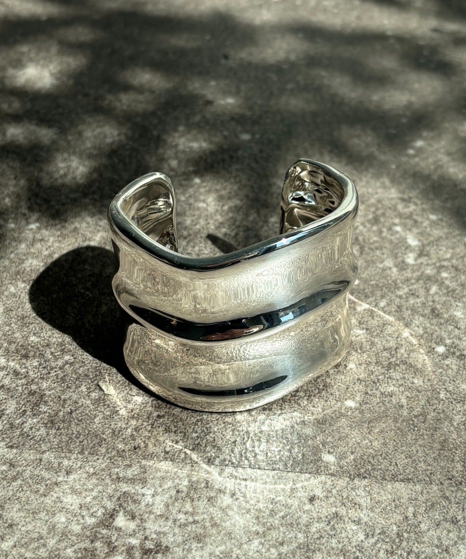 DOUDOU(ドゥドゥ) ワイドバングル