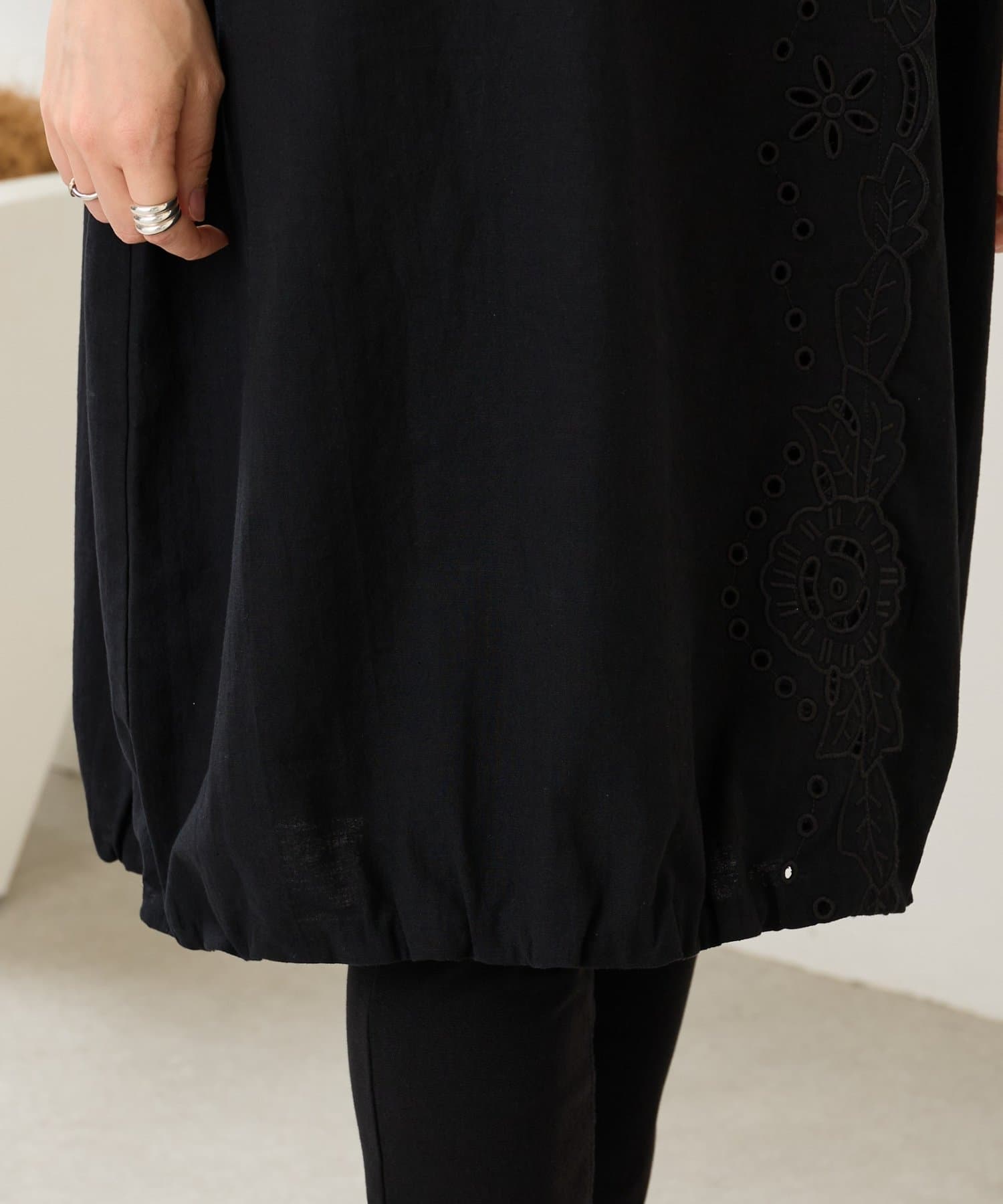 BEARDSLEY(ビアズリー) 《5/21予約》フラワーカットワークパネル刺しゅうワンピ《15 quinze》