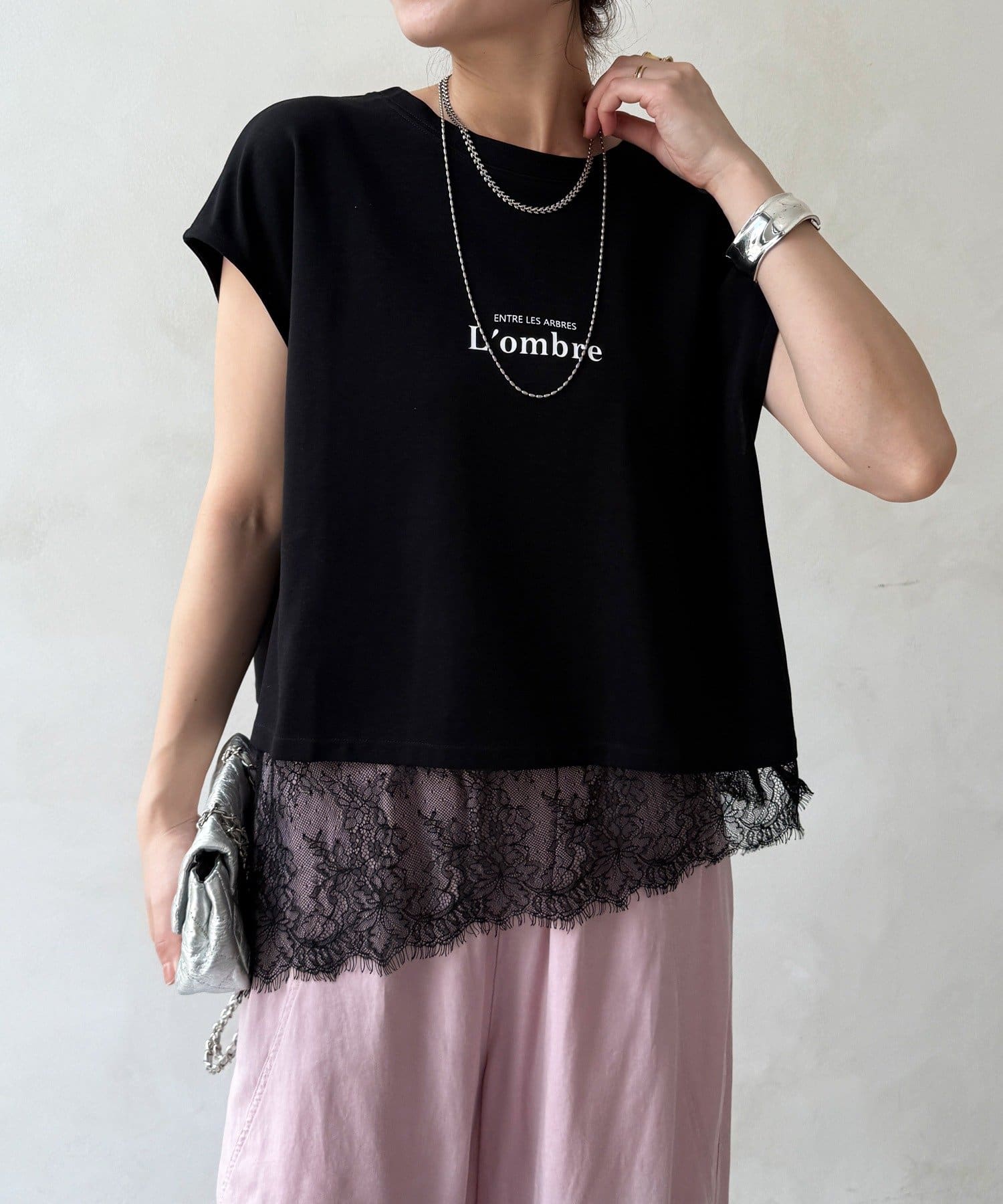 DOUDOU(ドゥドゥ) 【WEB限ヘムレースロゴTEE