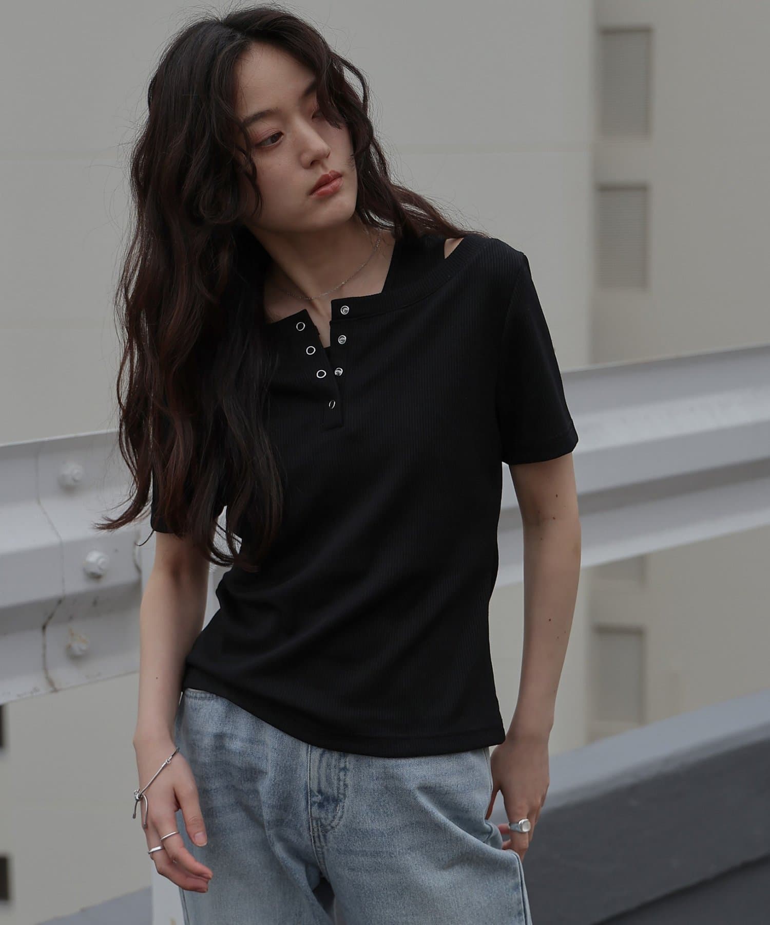COLONY 2139(コロニー トゥーワンスリーナイン) テレコレイヤードヘンリーネック半袖Tシャツ