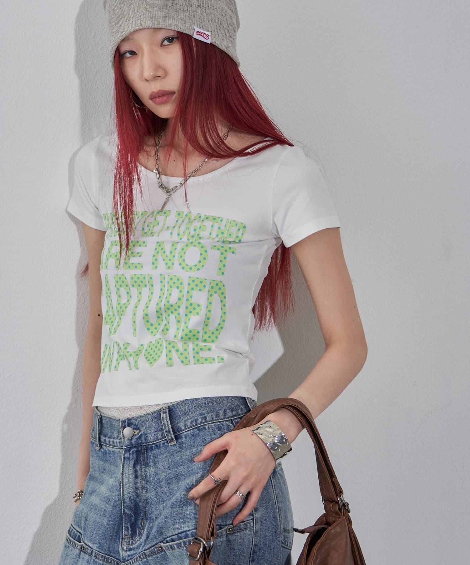 WHO’S WHO gallery(フーズフーギャラリー) 【WEB限定】メッセージドットロゴS/S TEE