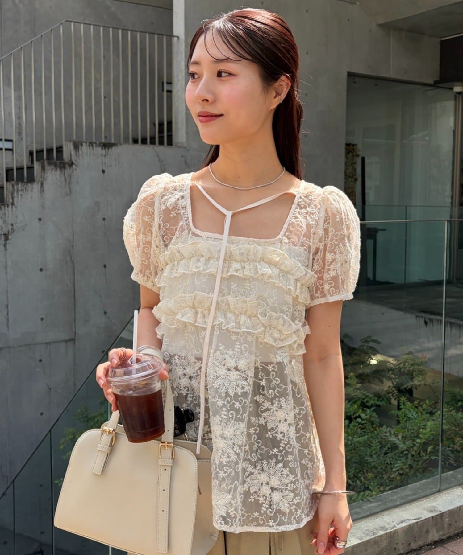 mystic(ミスティック) 《@____ri__125 セレクト/WHT》【4/2(THU) 12:00予約START】オーガンジーフラワーブラウス