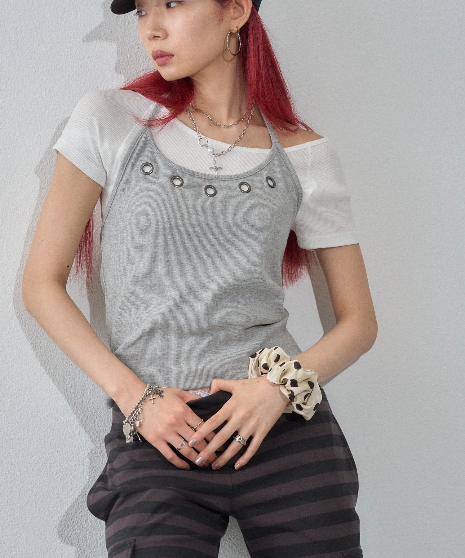 WHO’S WHO gallery(フーズフーギャラリー) 【WEB限定】ハトメホルターレイヤード半袖トップス（ドット/無地）