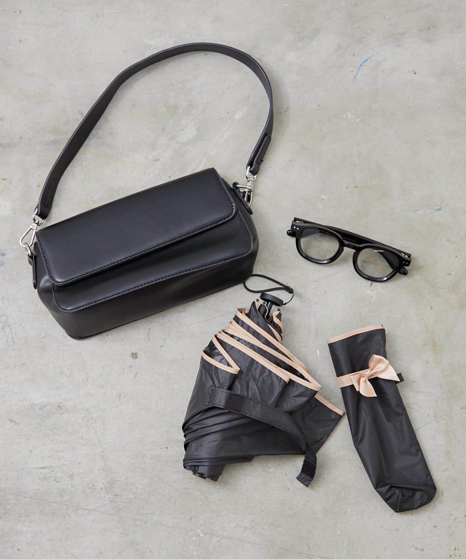 NICE CLAUP / OLIVE des OLIVE OUTLET(ナイスクラップ  / オリーブ デ オリーブ アウトレット) 【超軽量】リボン付き折りたたみ傘