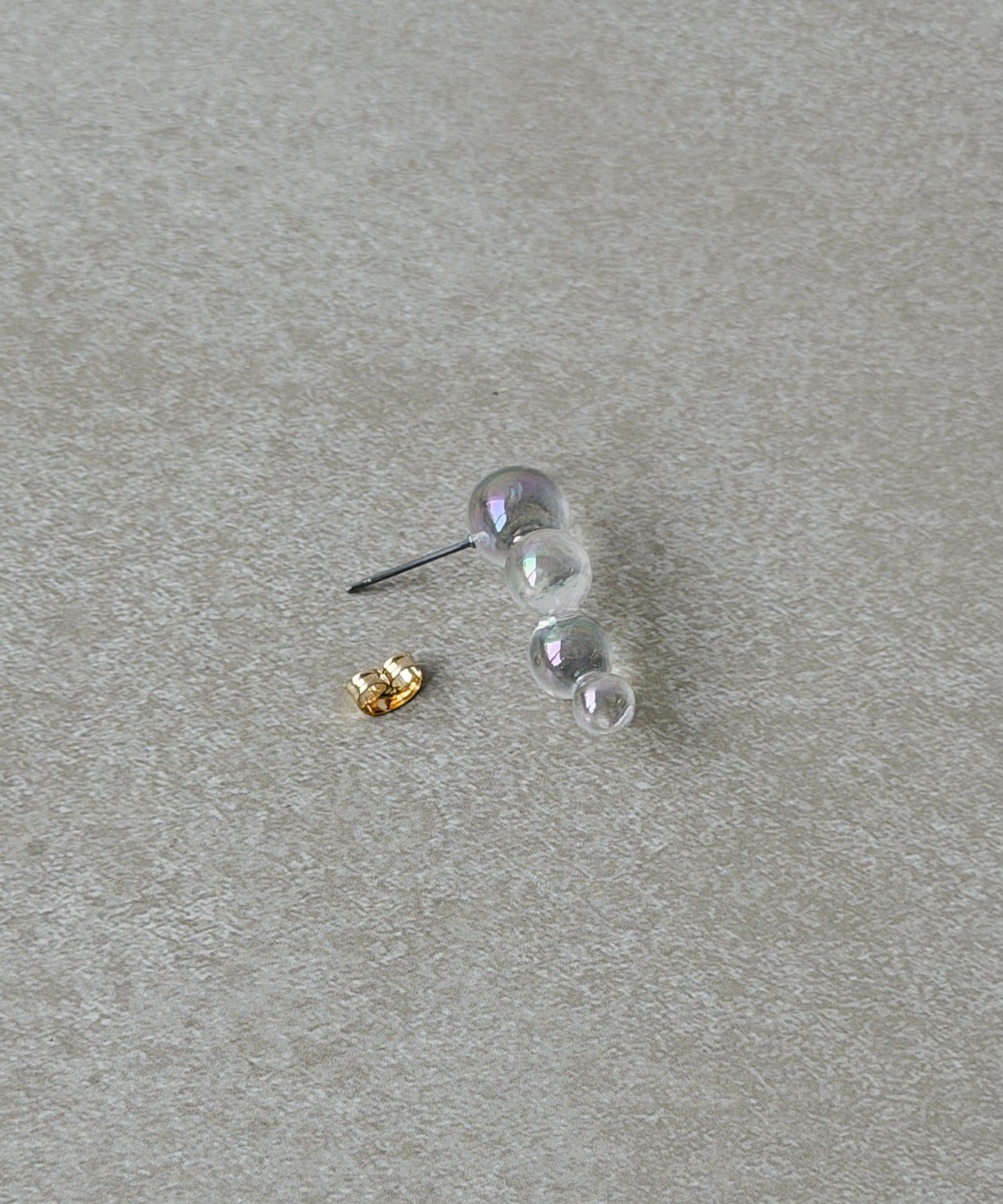 3COINS(スリーコインズ) クリアドットピアス