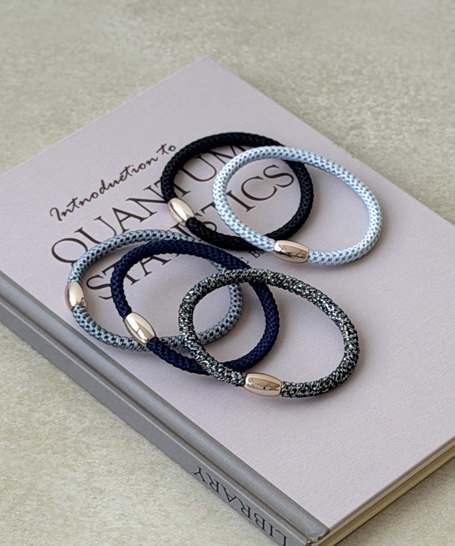 3COINS(スリーコインズ) スリムポニー5個セット