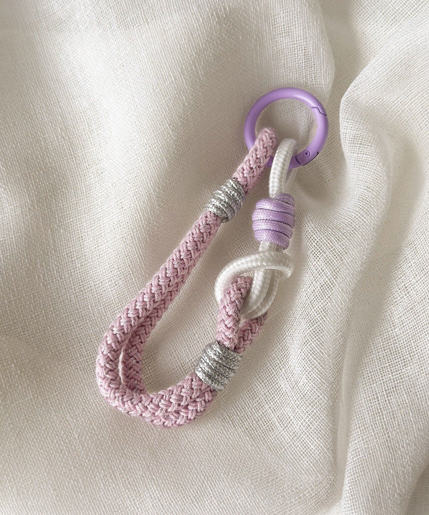 3COINS(スリーコインズ) ノットループバッグチャーム