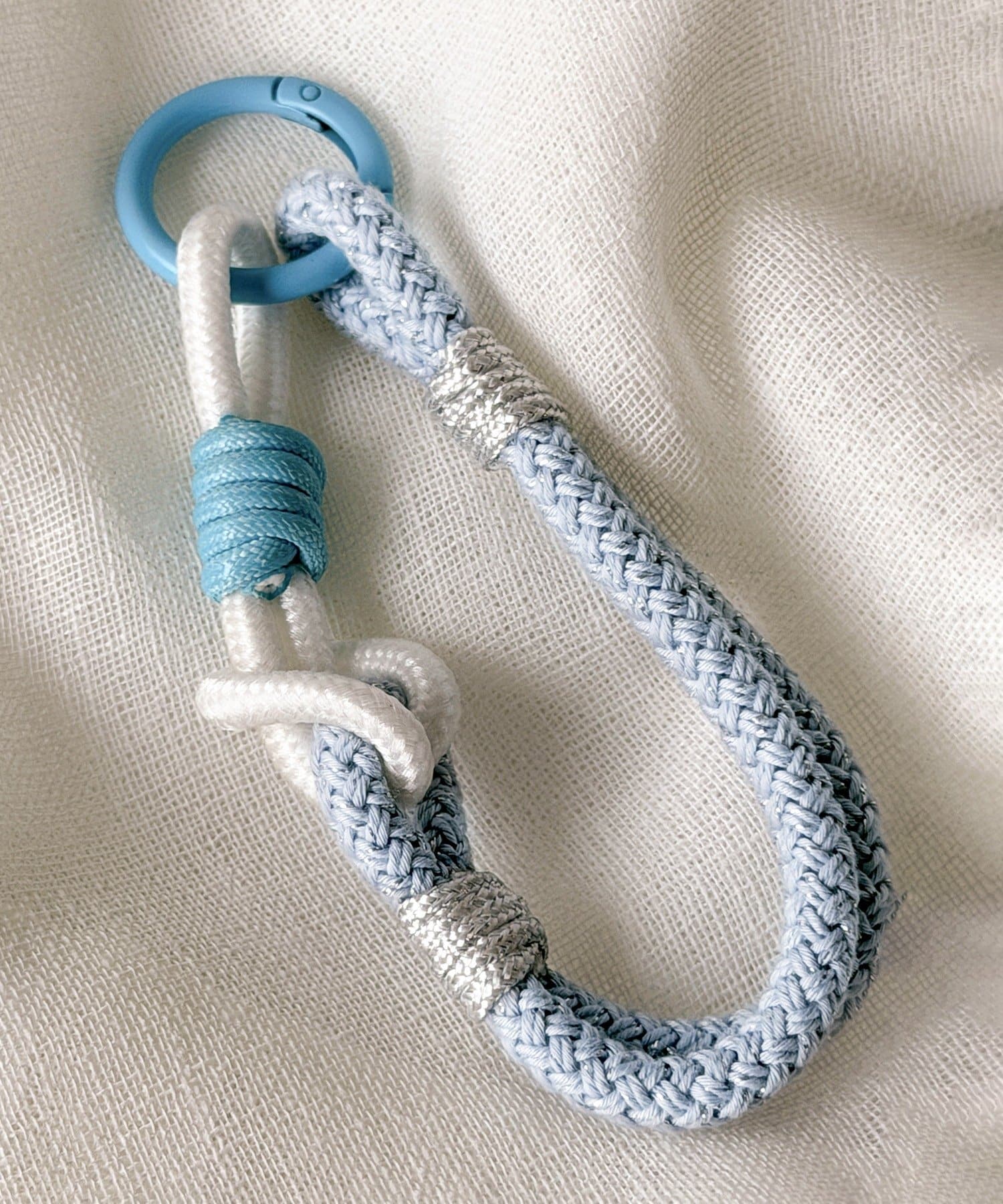 3COINS(スリーコインズ) ノットループバッグチャーム