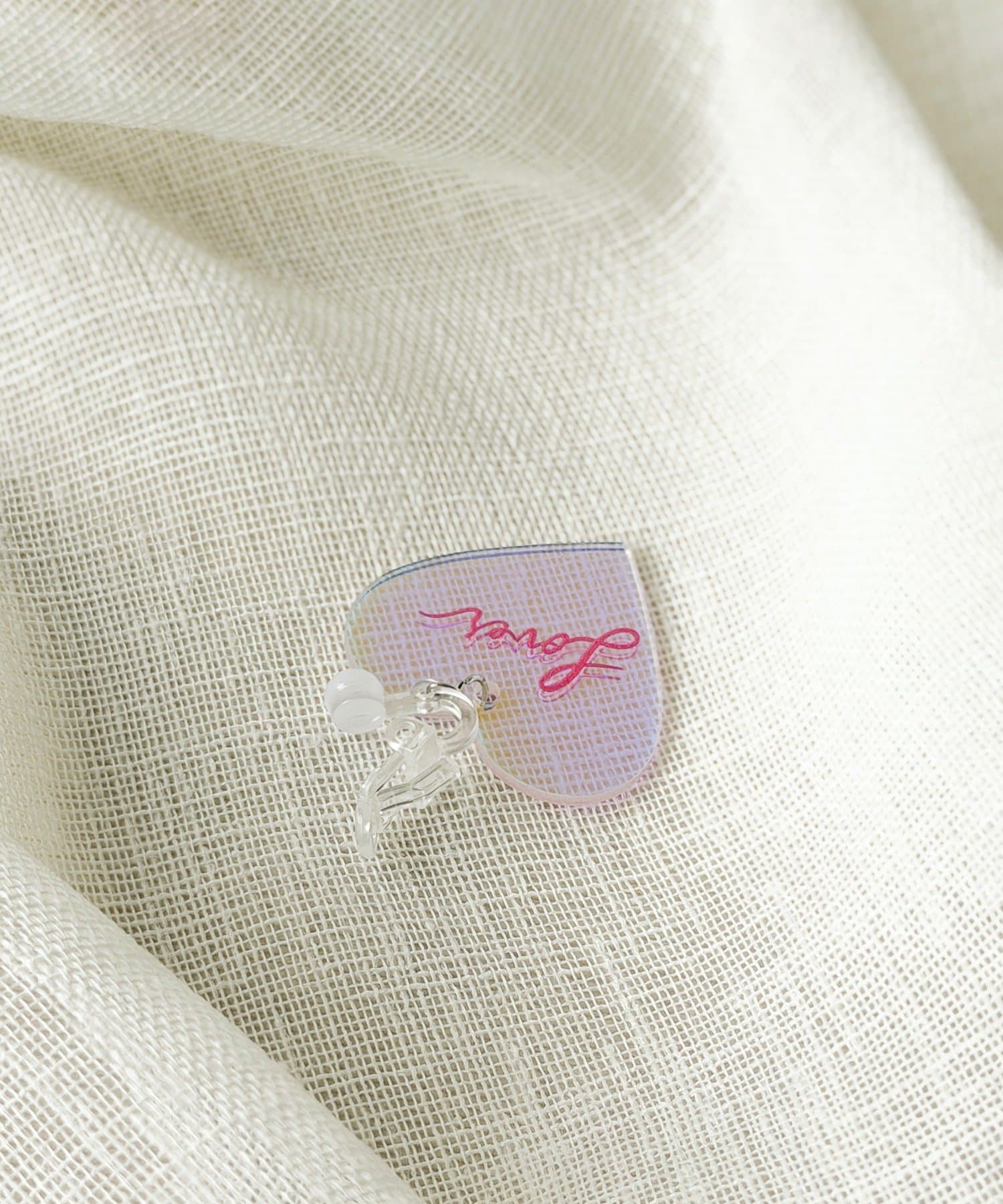 3COINS(スリーコインズ) クリアハートイヤリング／KIDS