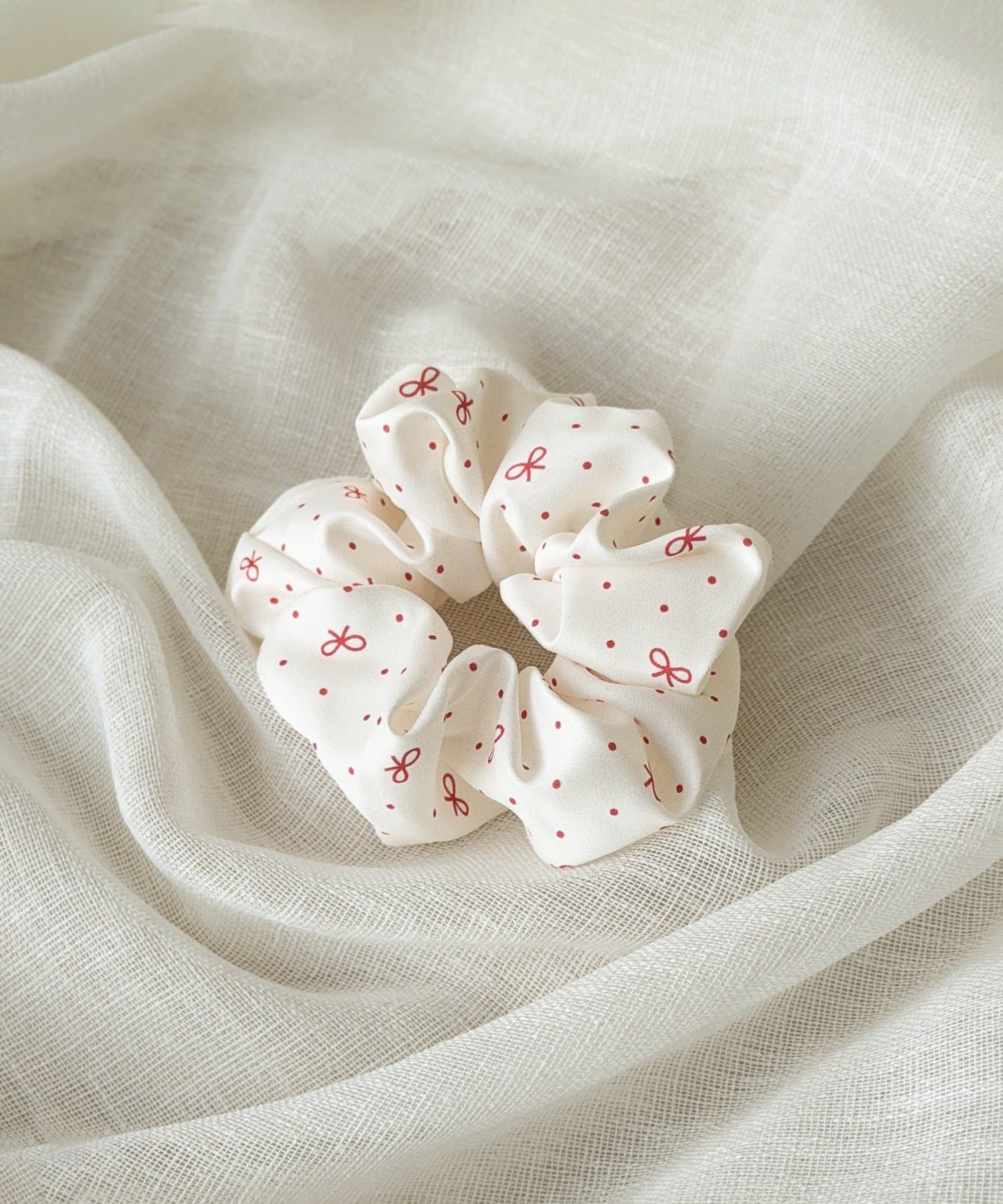 3COINS(スリーコインズ) プリントシュシュ／KIDS