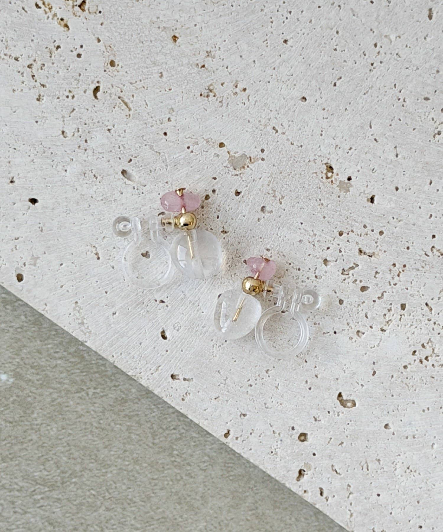 3COINS(スリーコインズ) ストーン樹脂イヤリング