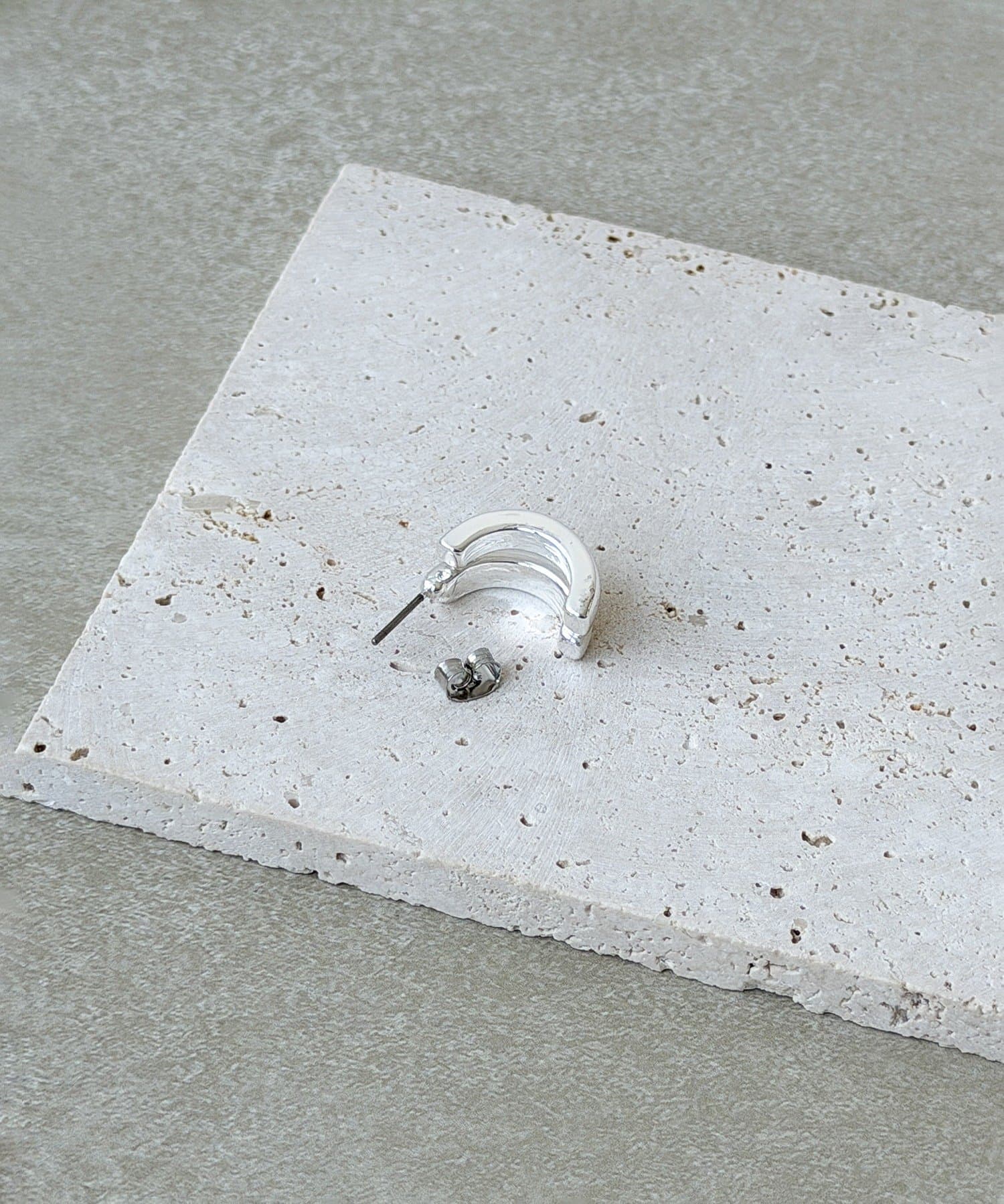 3COINS(スリーコインズ) メタルミックスカーブピアス