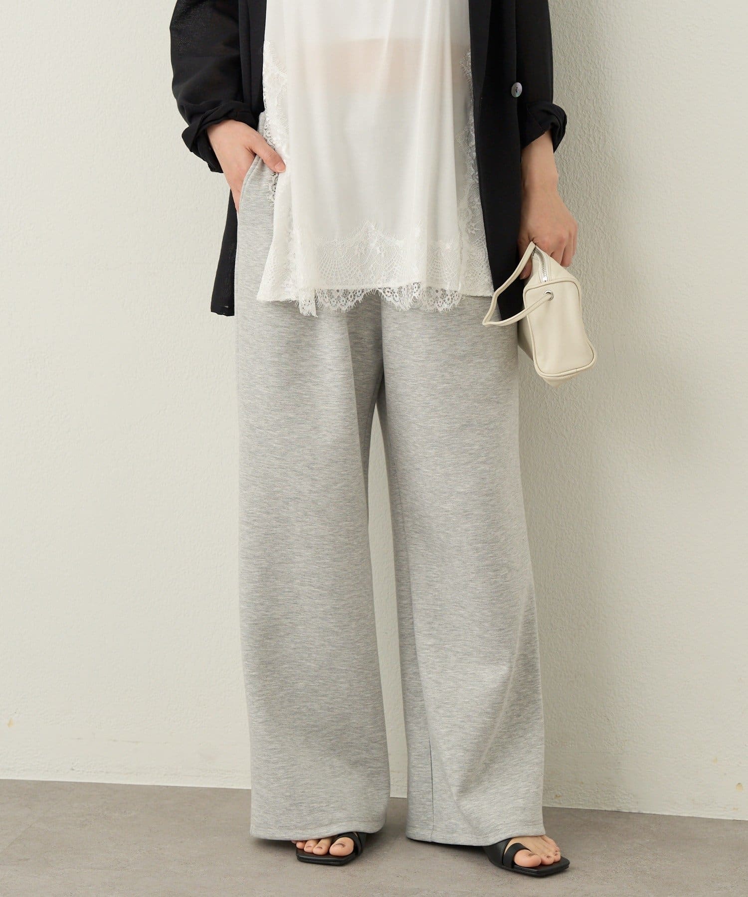 Omekashi(オメカシ) 刺繍ポンチイージーパンツ