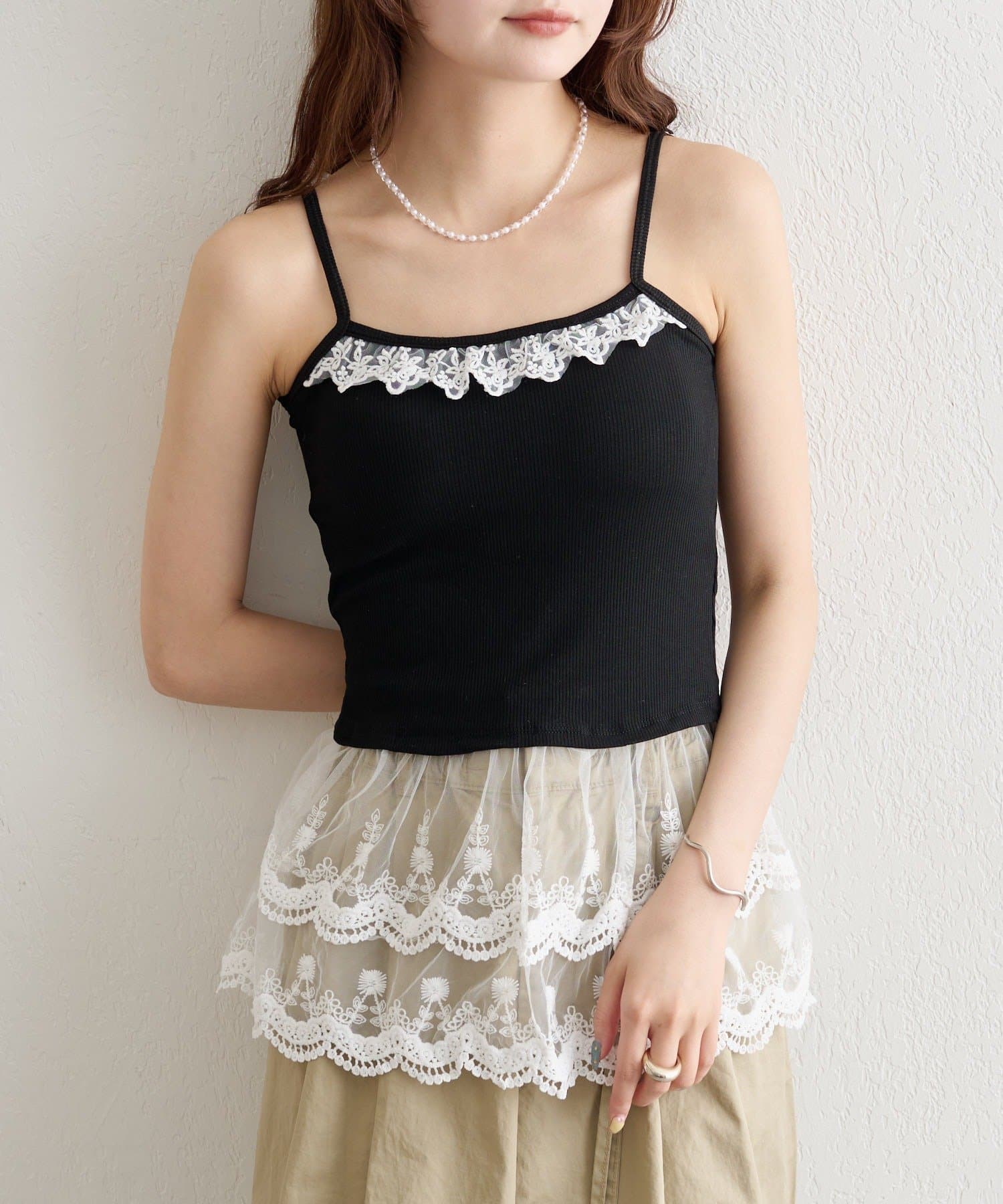 mystic(ミスティック) 《WEB限定》パット付きレースティアードキャミソール