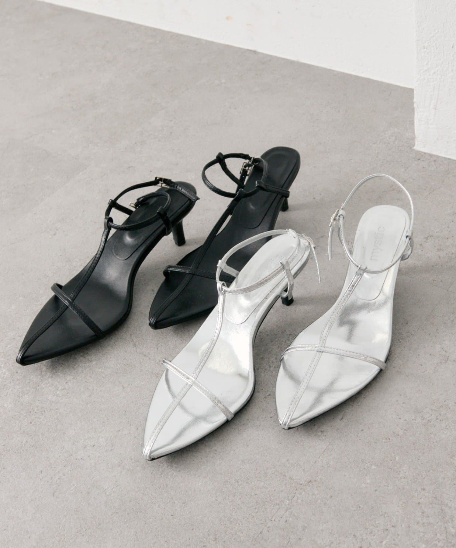 mystic(ミスティック) ポインテッドトゥクロスストラップサンダル