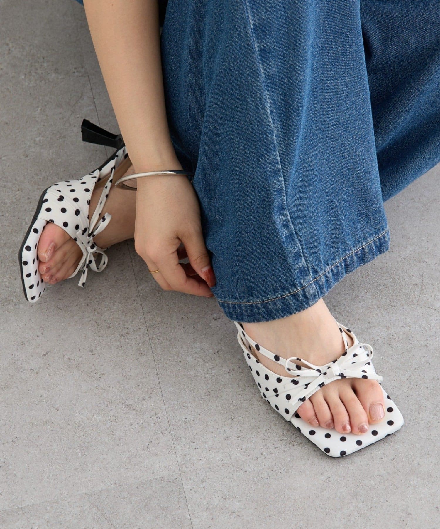 mystic(ミスティック) スクエアトゥリボンパンプス