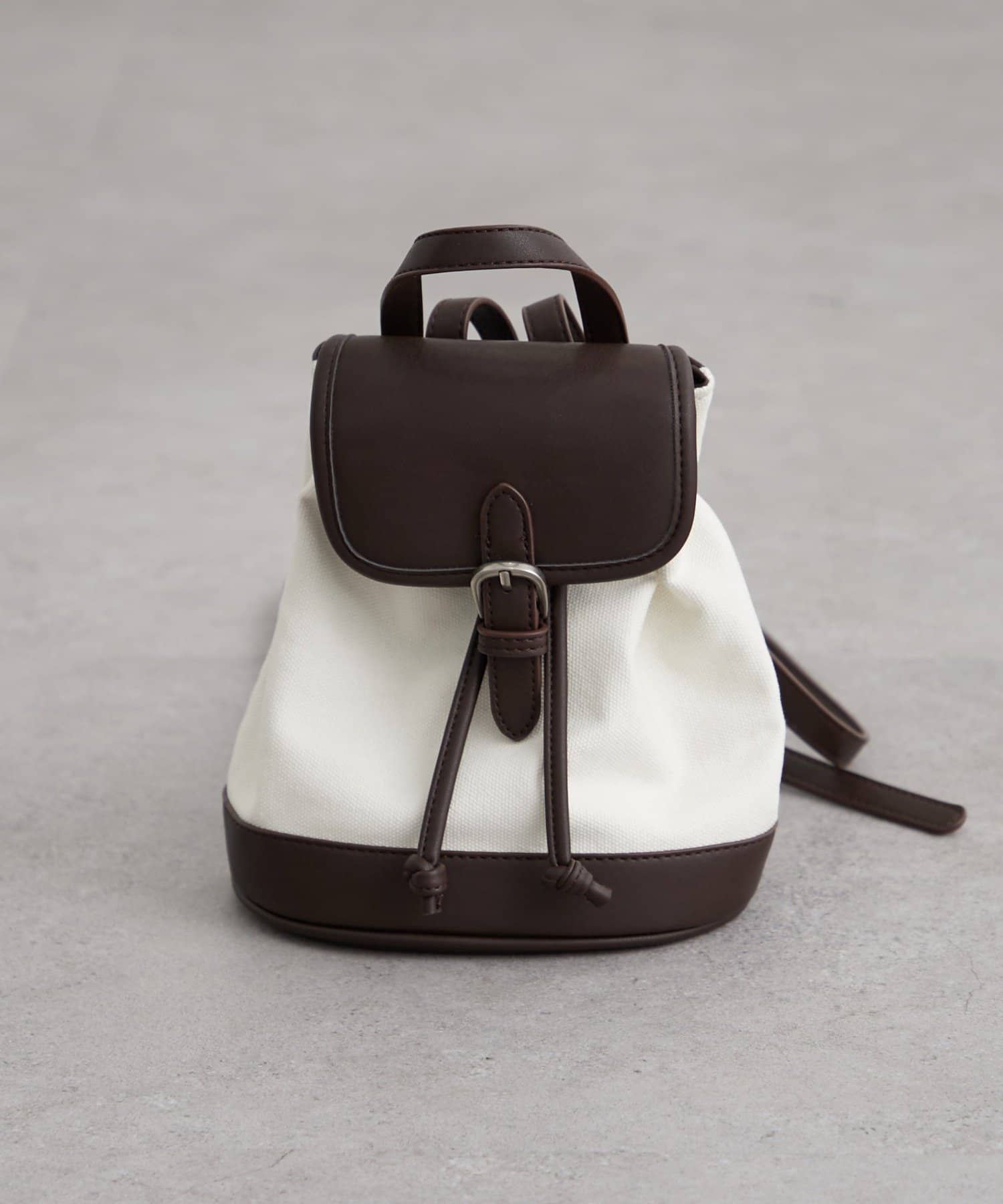 mystic(ミスティック) ベルト付きコンビミニリュック