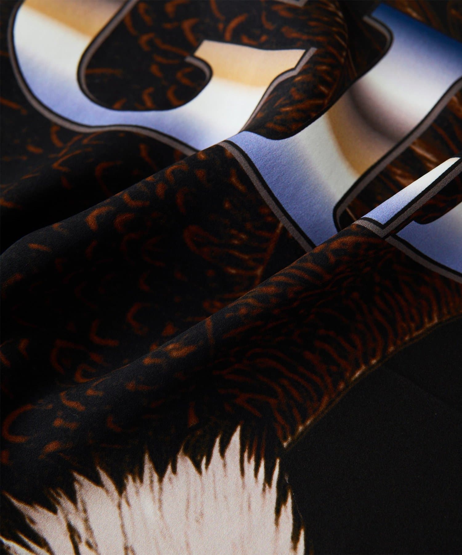 Whim Gazette(ウィム ガゼット) Eagleシルクスカーフ