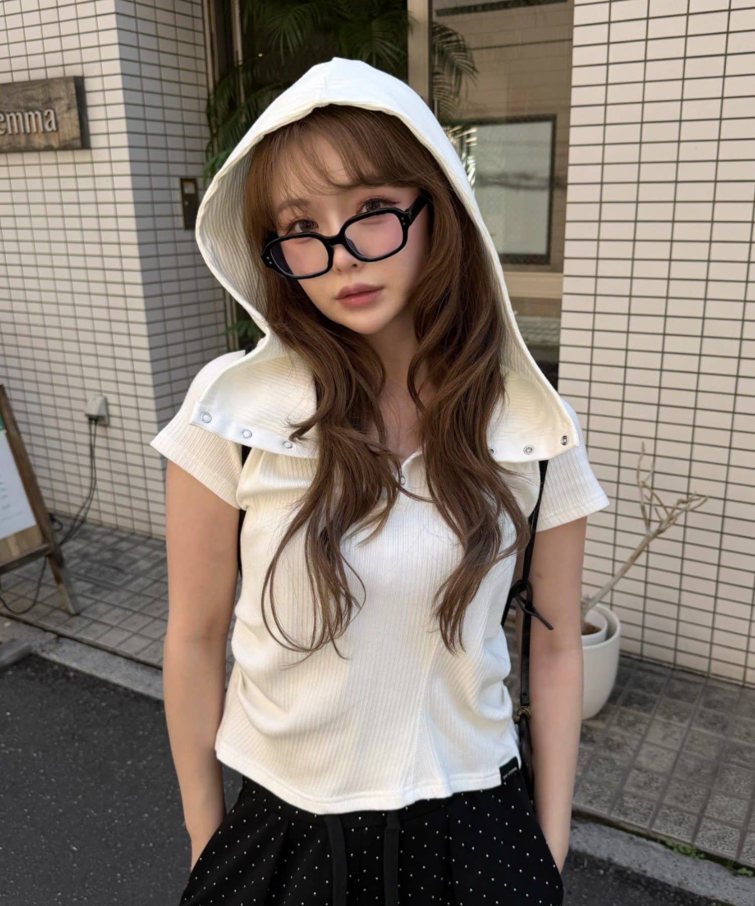 RAY CASSIN(レイカズン) デザイン切り替えフードヘンリーネック半袖Tシャツ