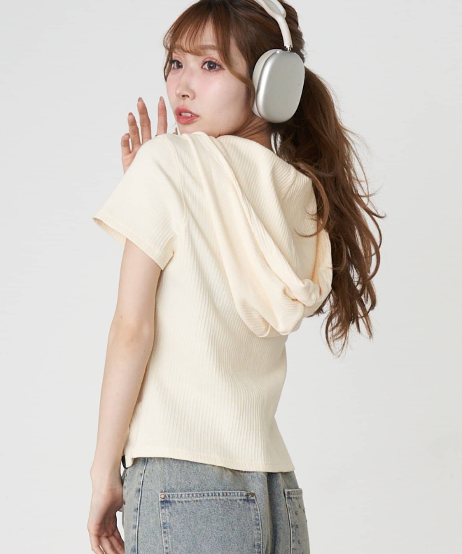 RAY CASSIN(レイカズン) デザイン切り替えフードヘンリーネック半袖Tシャツ