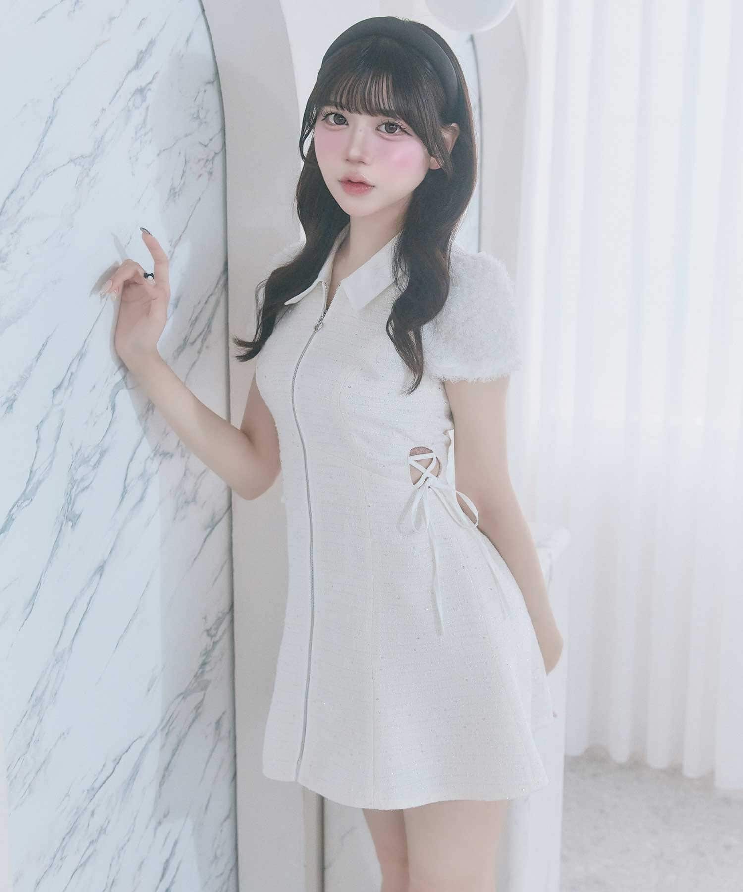 Belle Charme(ベルシャルム) Twinkle Fur Sleeves Onepiece