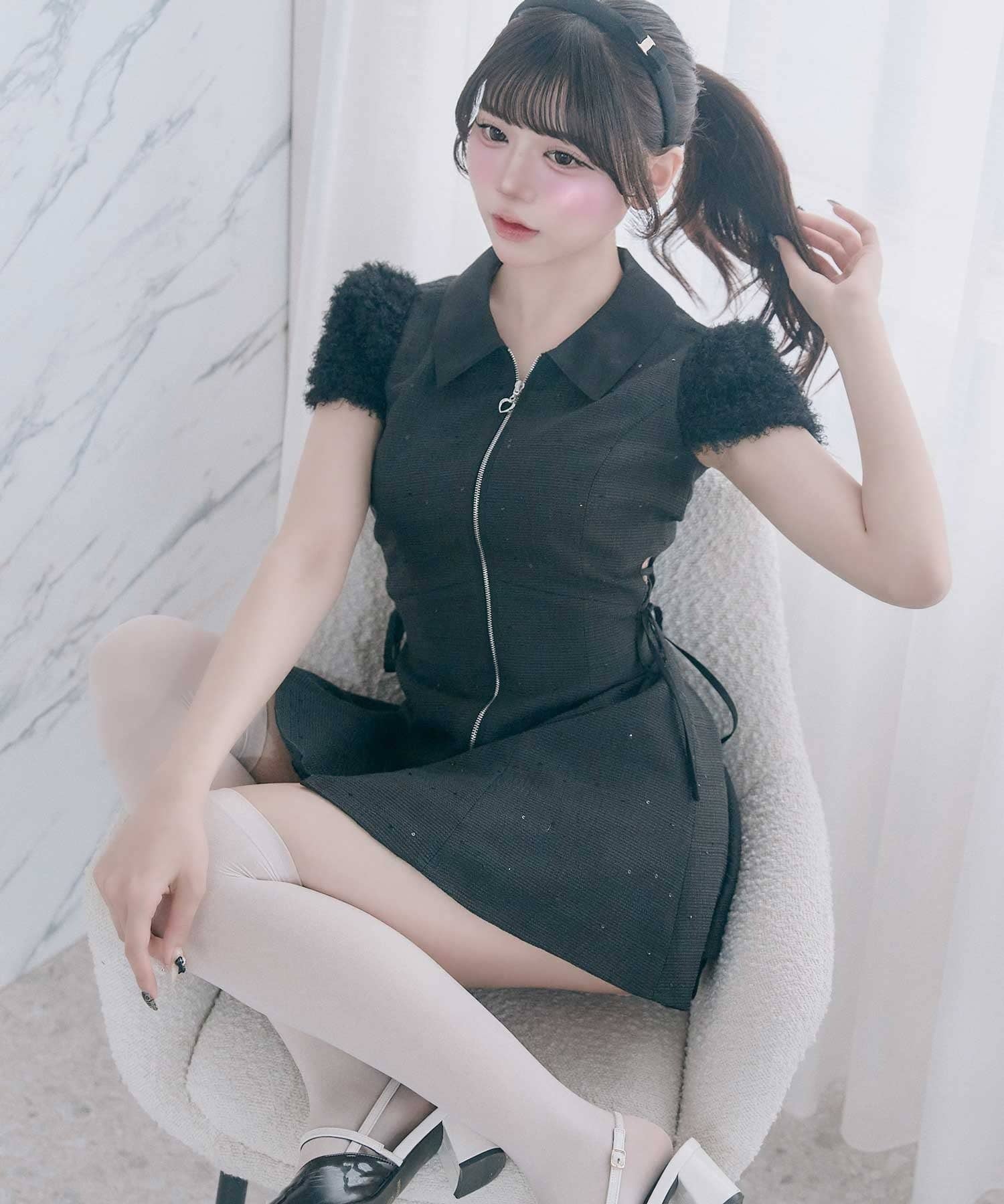 Belle Charme(ベルシャルム) Twinkle Fur Sleeves Onepiece