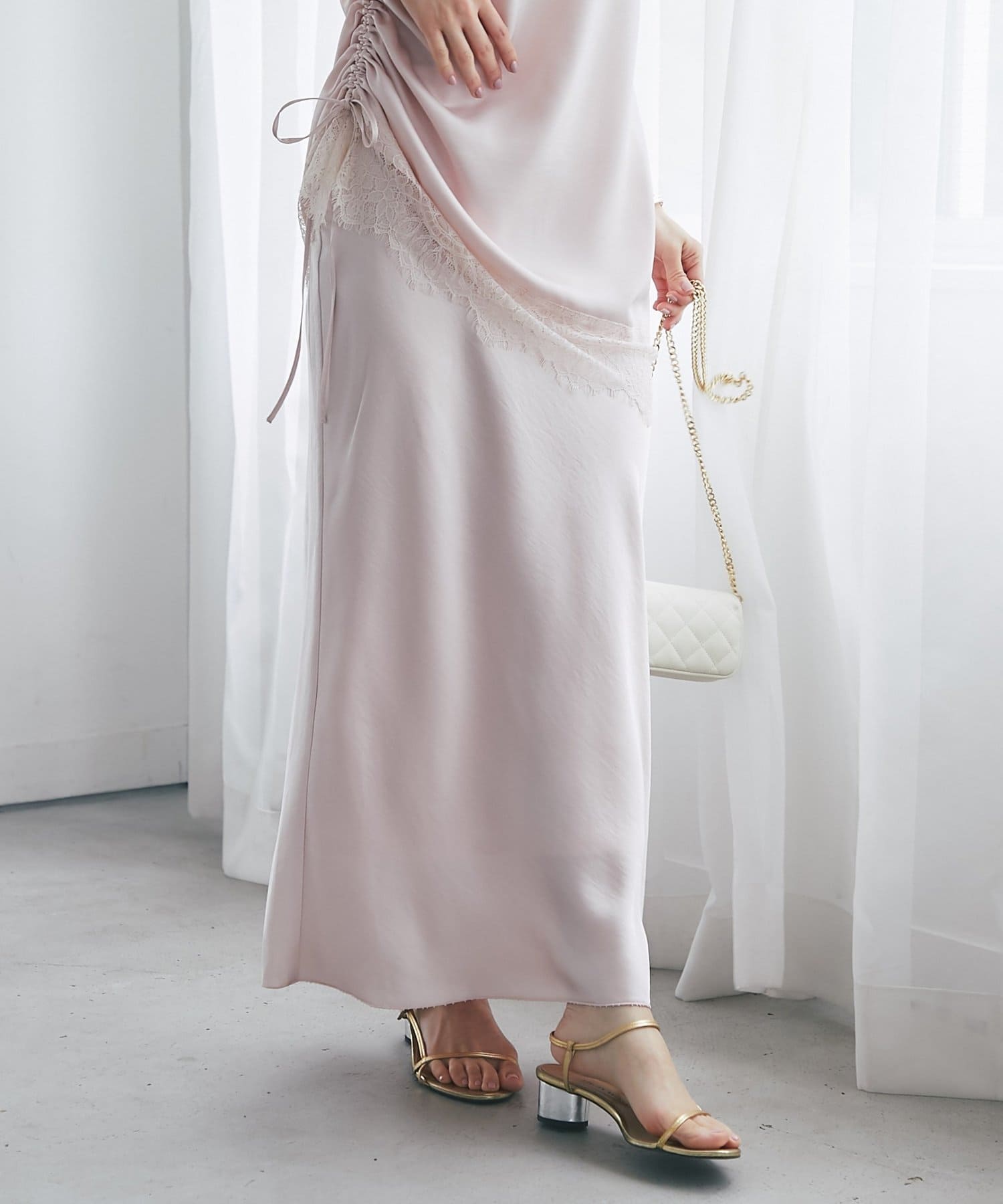 La boutique BonBon(ラブティックボンボン) サテンナロースカート