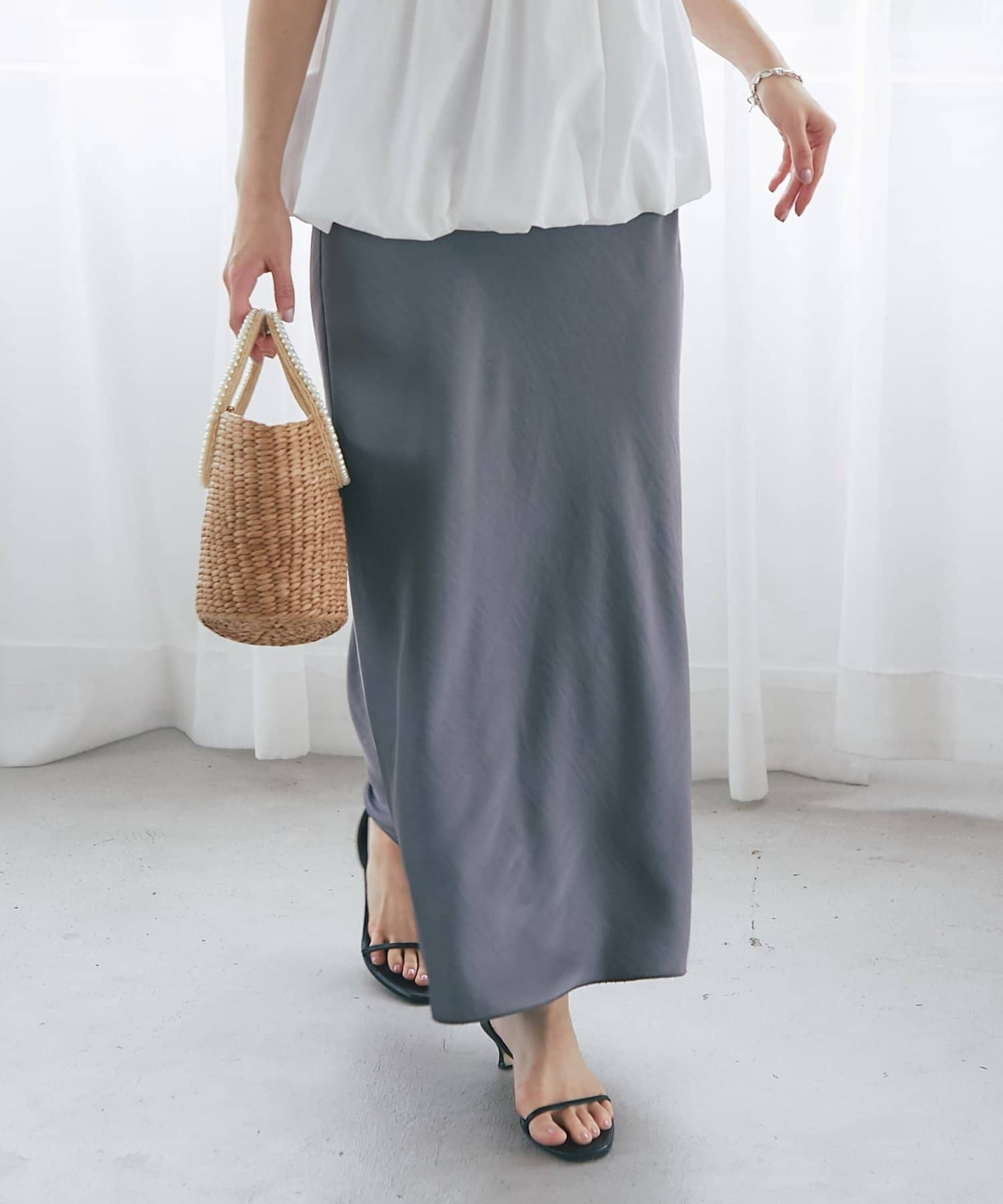 La boutique BonBon(ラブティックボンボン) サテンナロースカート