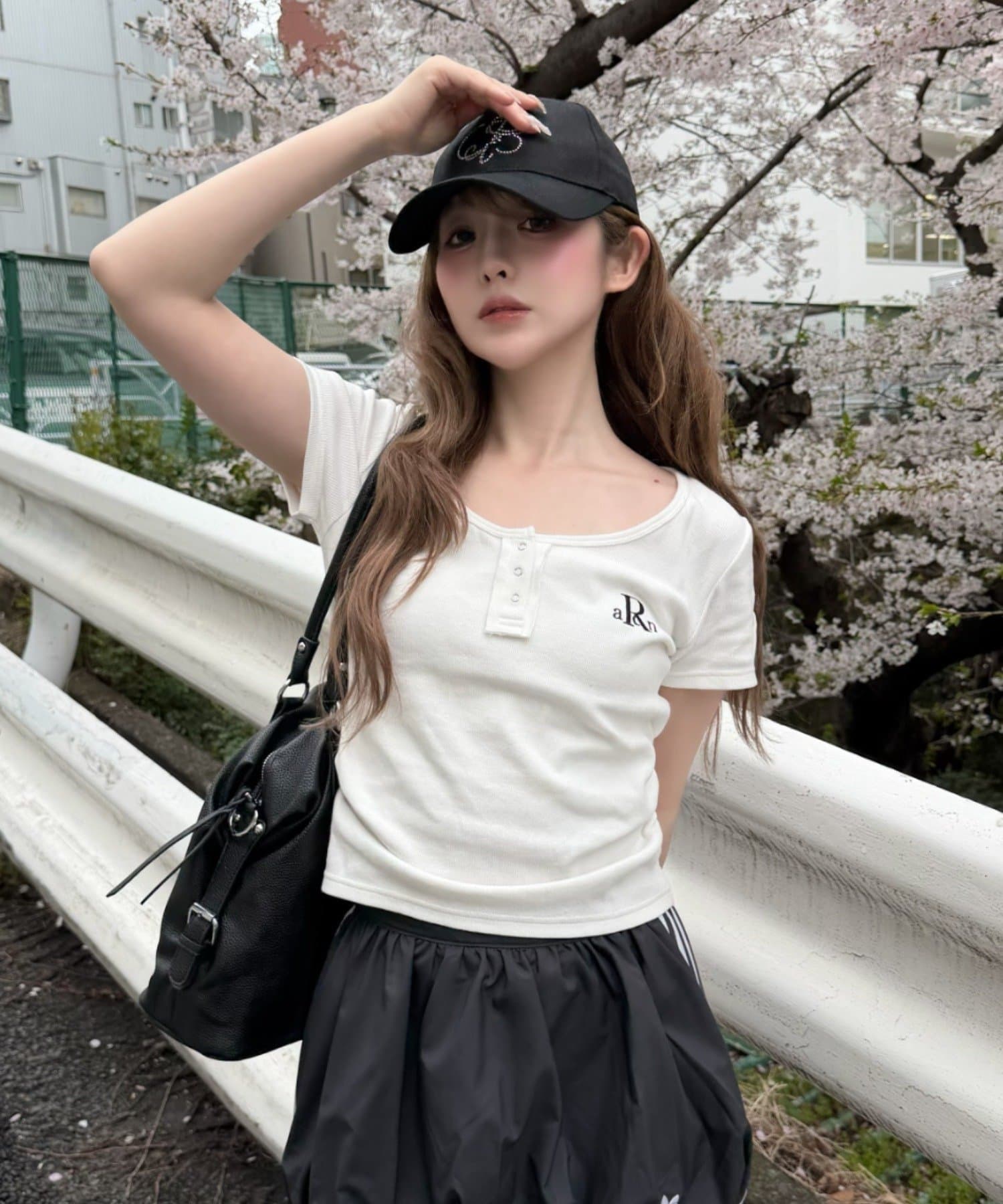 RAY CASSIN(レイカズン) 【無地 / ボーダー】胸刺繍Uネックヘンリー半袖Tシャツ