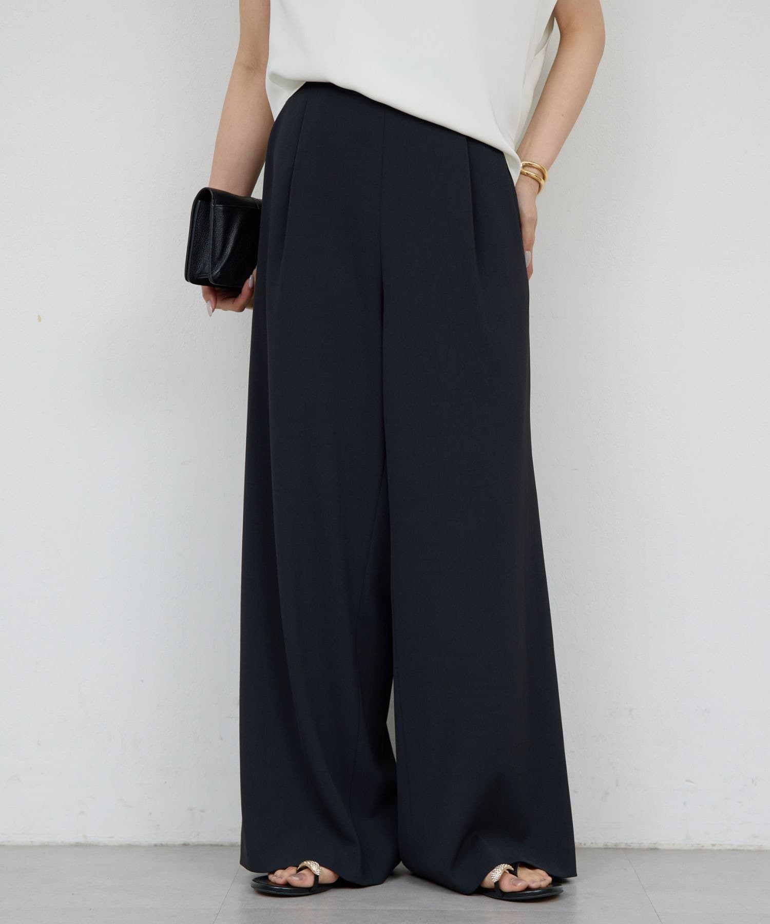 GALLARDAGALANTE(ガリャルダガランテ) 【4/29(水)10:30 予約開始】【きちんと感×美脚】タックイージーパンツ