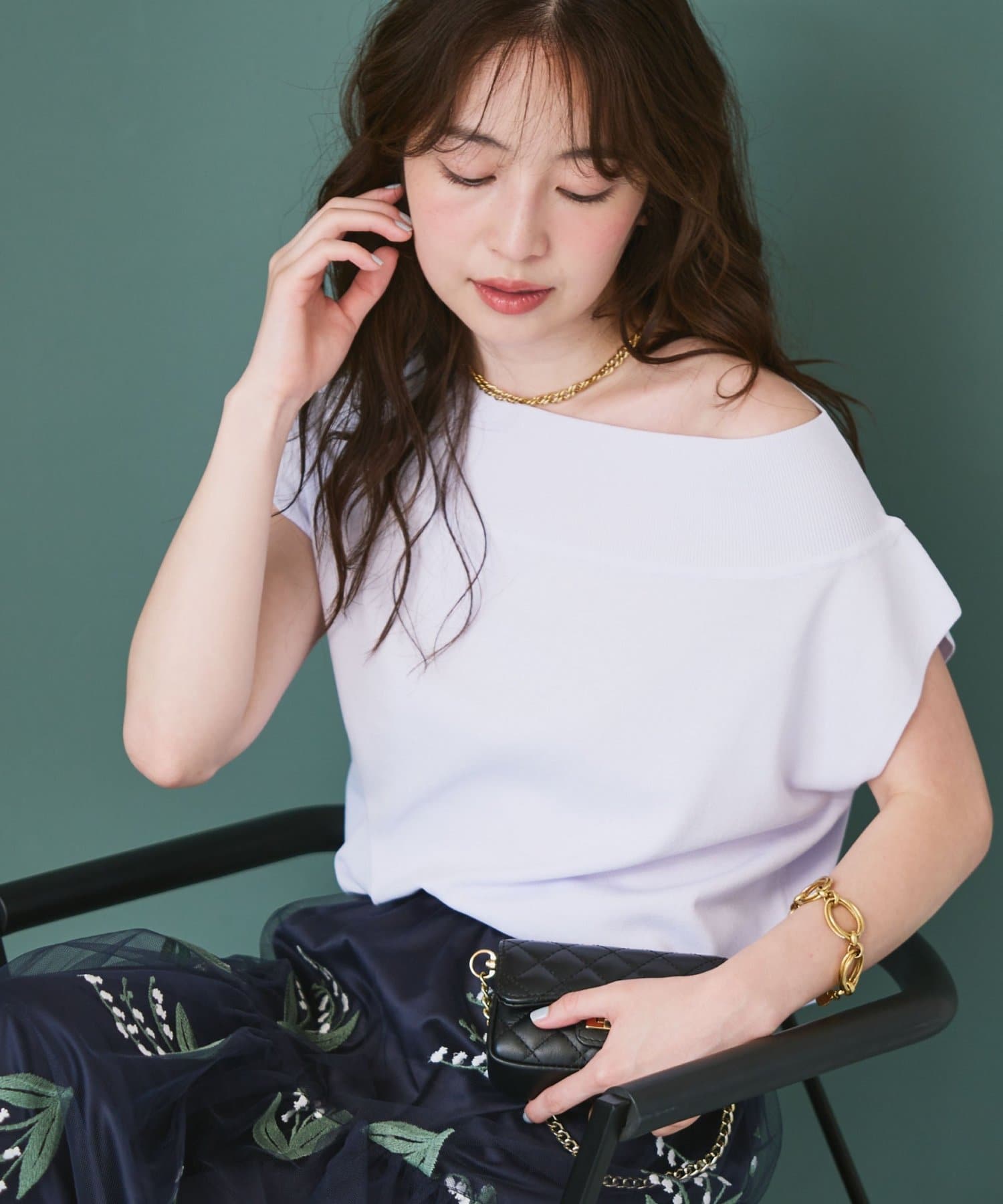 La boutique BonBon(ラブティックボンボン) 【新色バイオレット・チャコール登場！】クールタッチUVオフショルフレンチニット